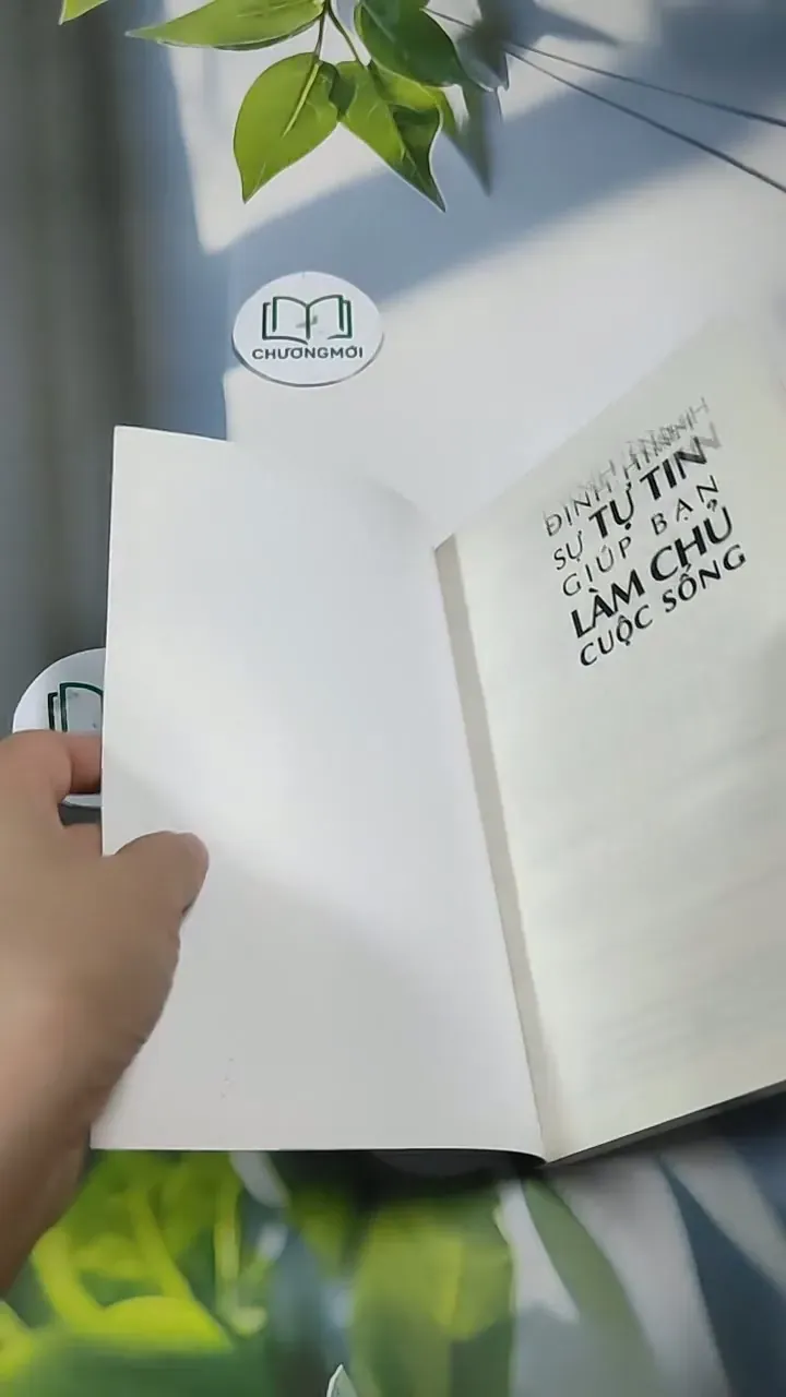 Định Hình Sự Tự Tin Giúp Bạn Làm Chủ Cuộc Sống - Zoe Mc Key 707237