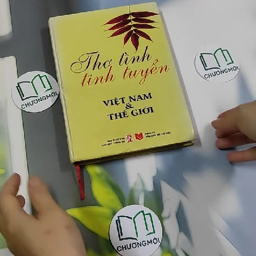 Thơ Tình Tinh Tuyển Việt Nam Và Thế Giới