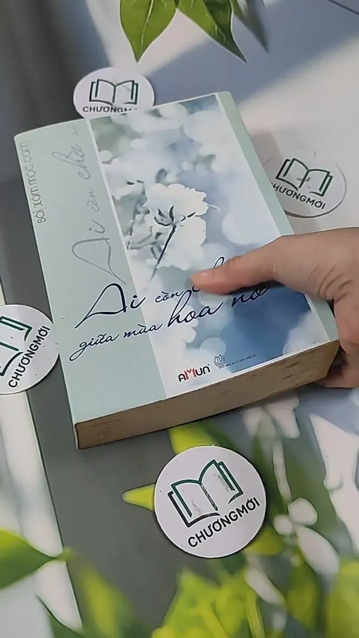 Ai Còn Chờ Ai Giữa Mùa Hoa Nở - Sói Xám Mọc Cánh 705627