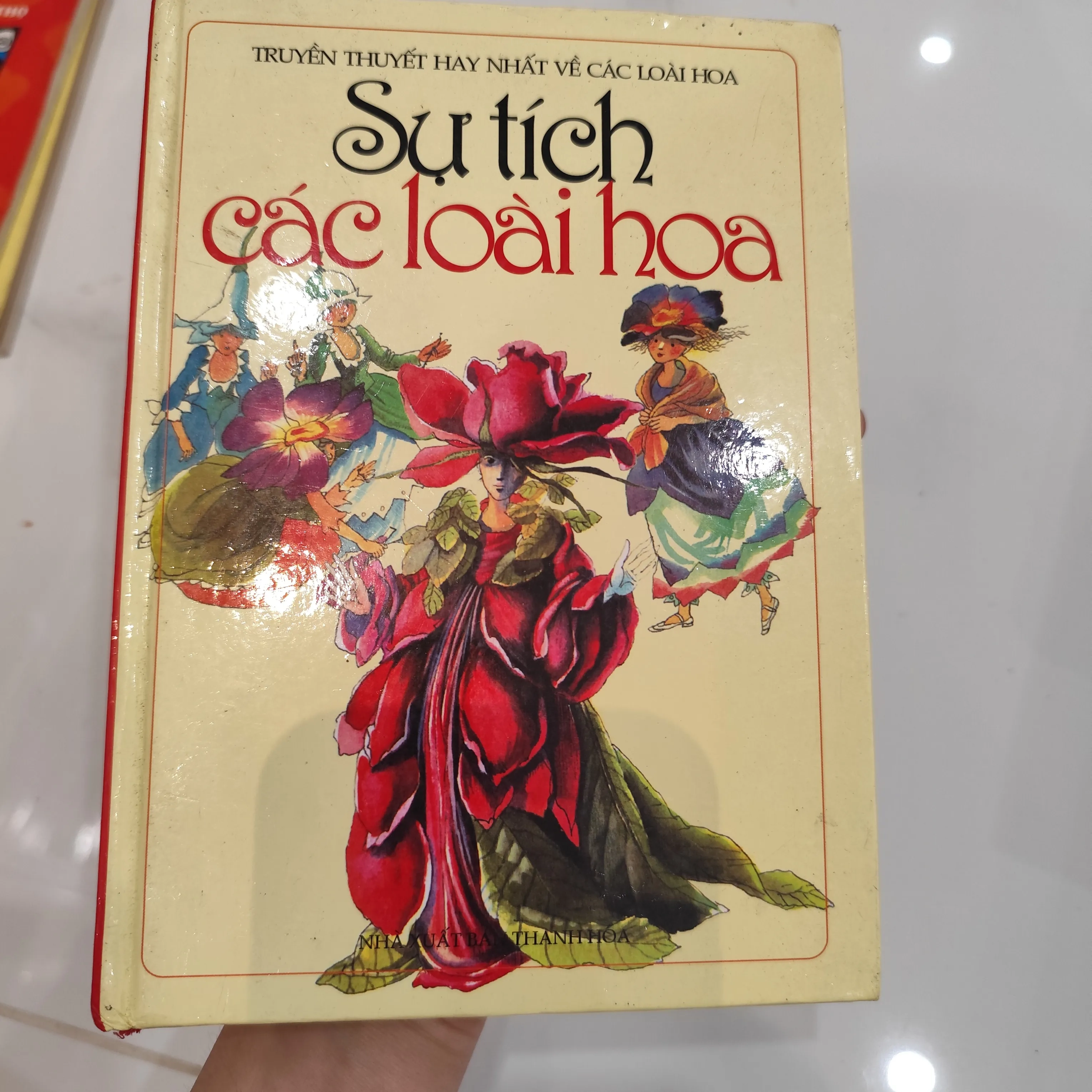 Sự tích các loài hoa by  - Sách Book Cover - Ngọc Hiển Books