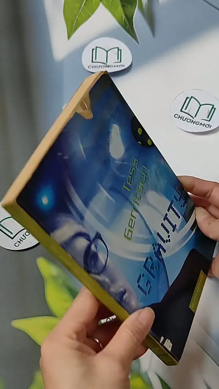 Gravity - Tess Gerriten 703096