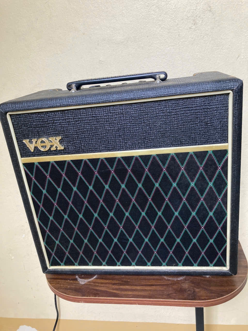 Amply Loa Ghitar VOX Anh quốc ,chất âm hay .