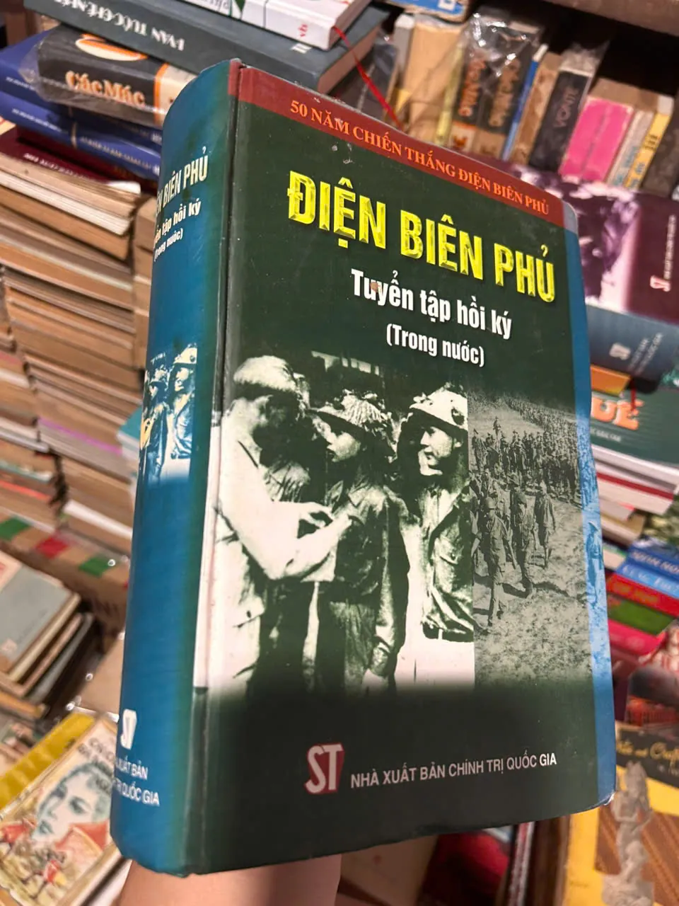 Điện Biên Phủ tuyển tập hồi ký