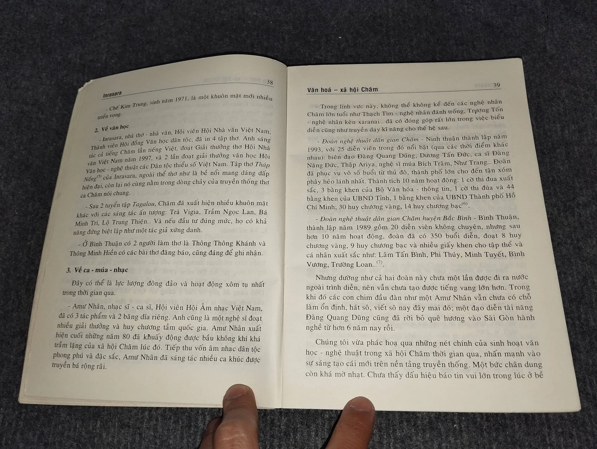 VĂN HOÁ - XÃ HỘI CHĂM NGHIÊN CỨU & ĐỐI THOẠI 992519