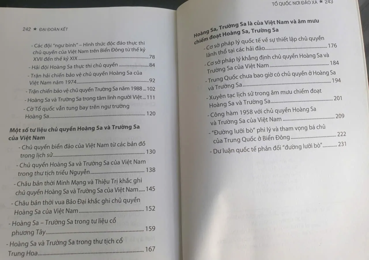 Tổ Quốc Nơi Đảo Xa - Nhà xuất bản Văn hóa- Văn nghệ 698119