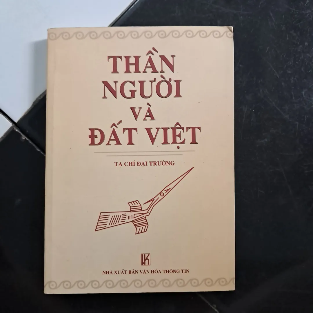 Thần người và đất việt