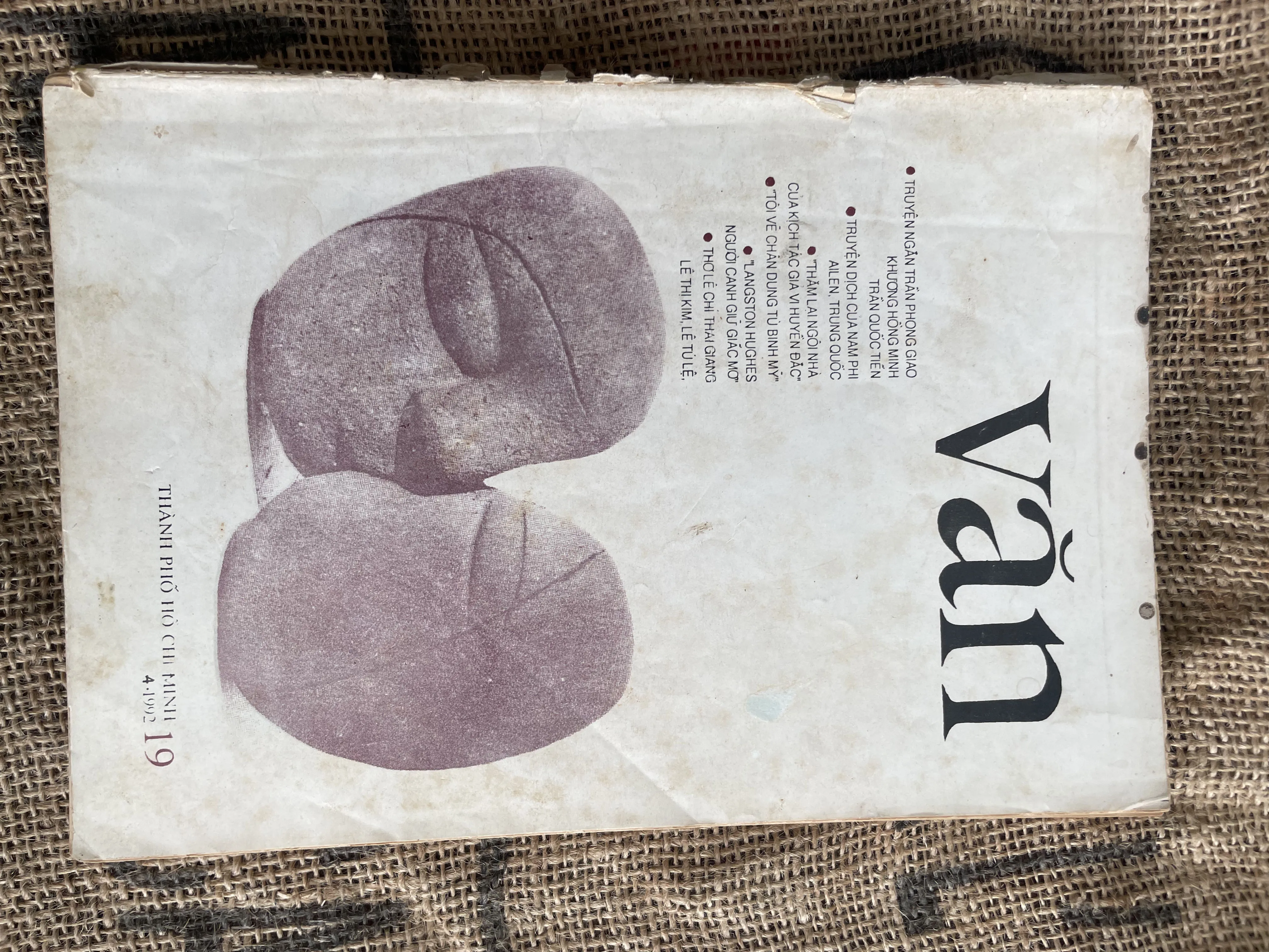 Tạp chí văn 1992