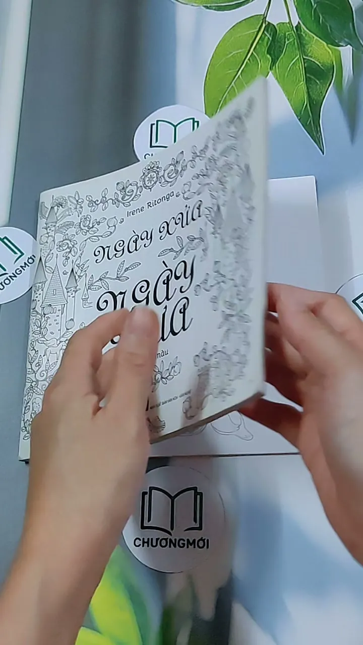 Sách Tô Màu: Ngày Xưa (mới chưa tô) - Irene Ritonga 634458