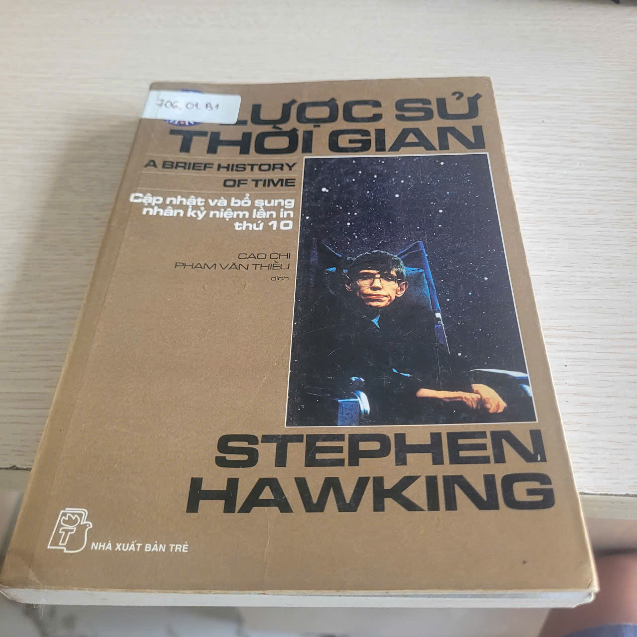 Lược Sử Thời Gian	Stephen Hawking