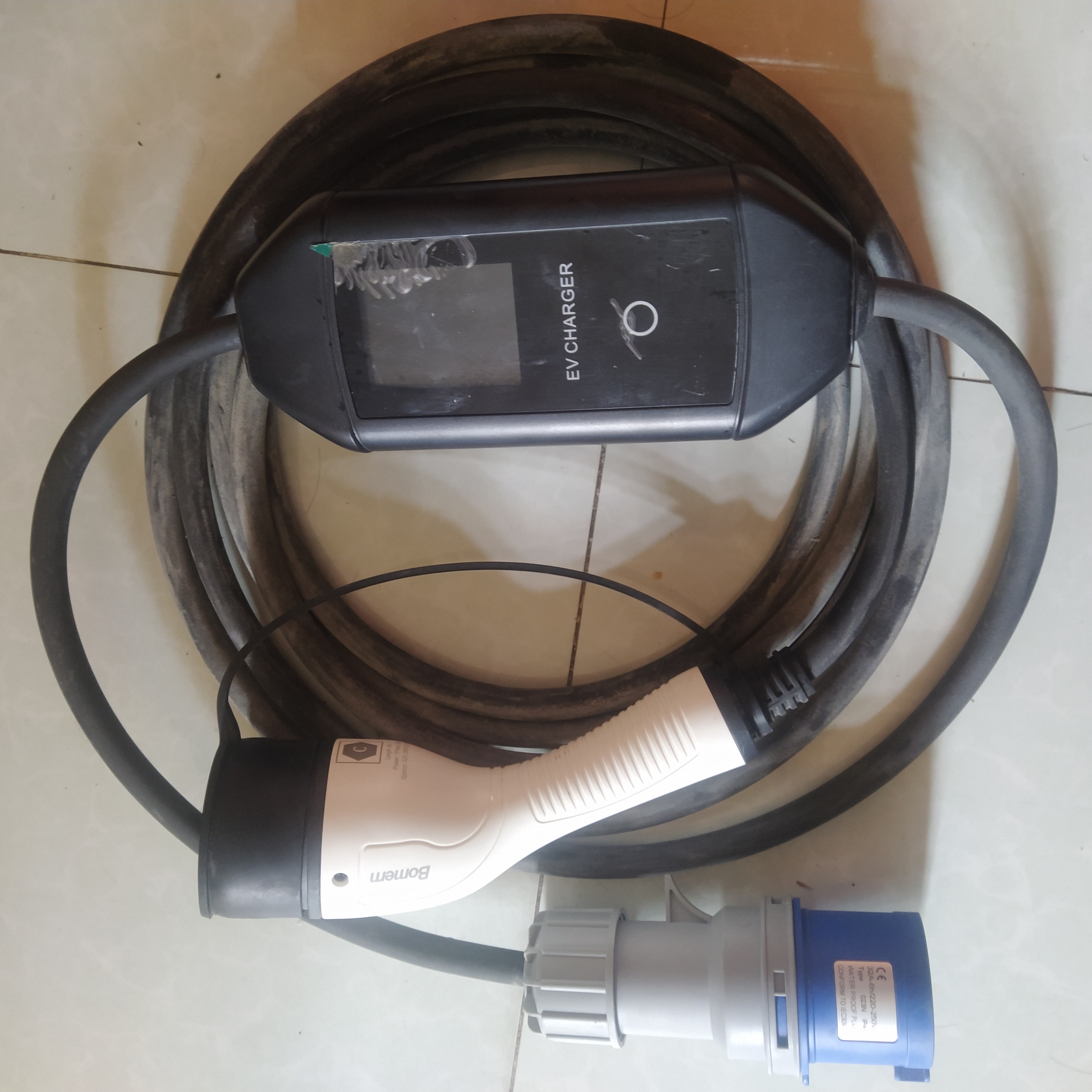 Bộ sạc xe điện BMBK Portable Ev Charger 7kW 497156