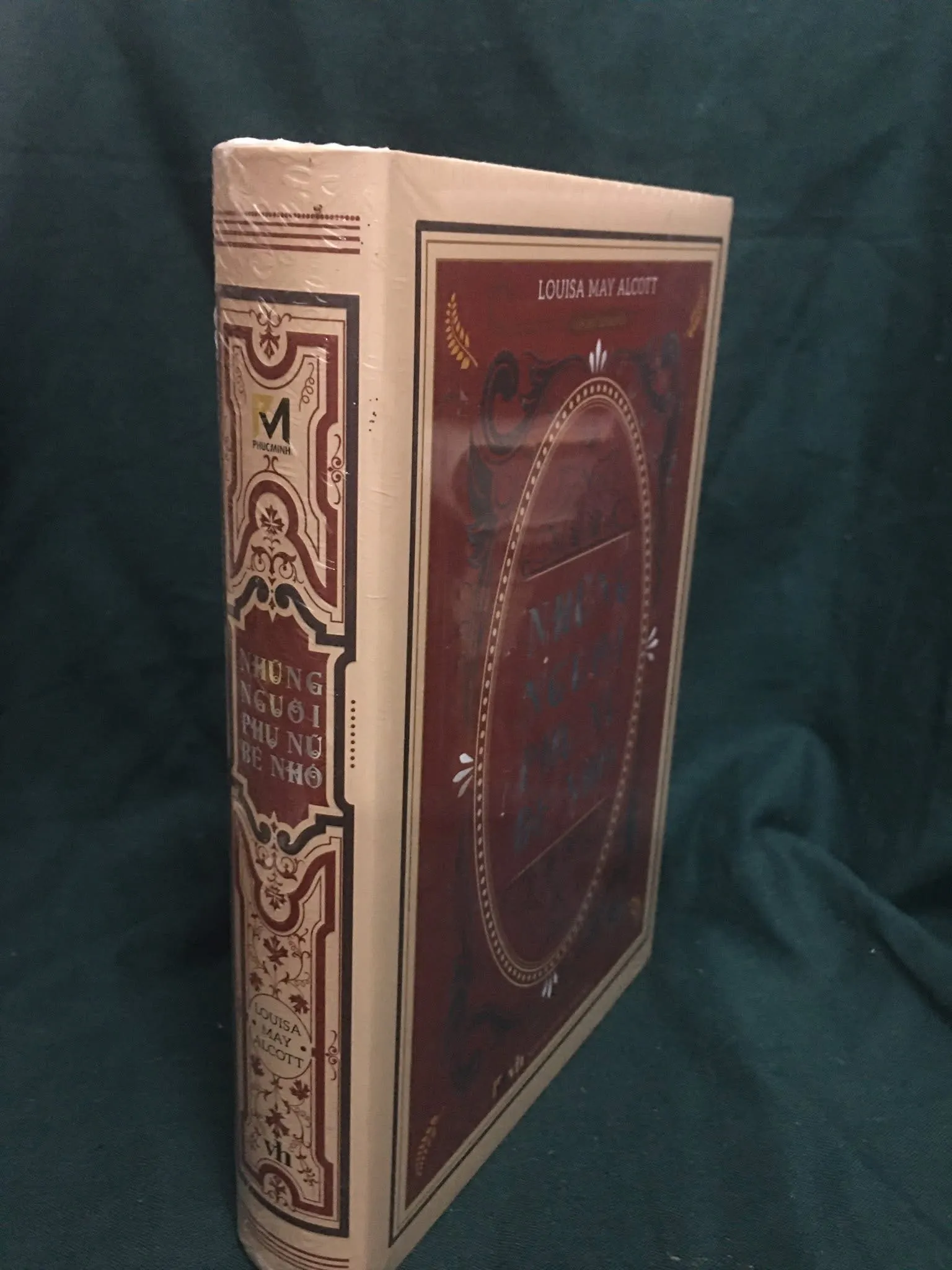 Những người phụ nữ bé nhỏ