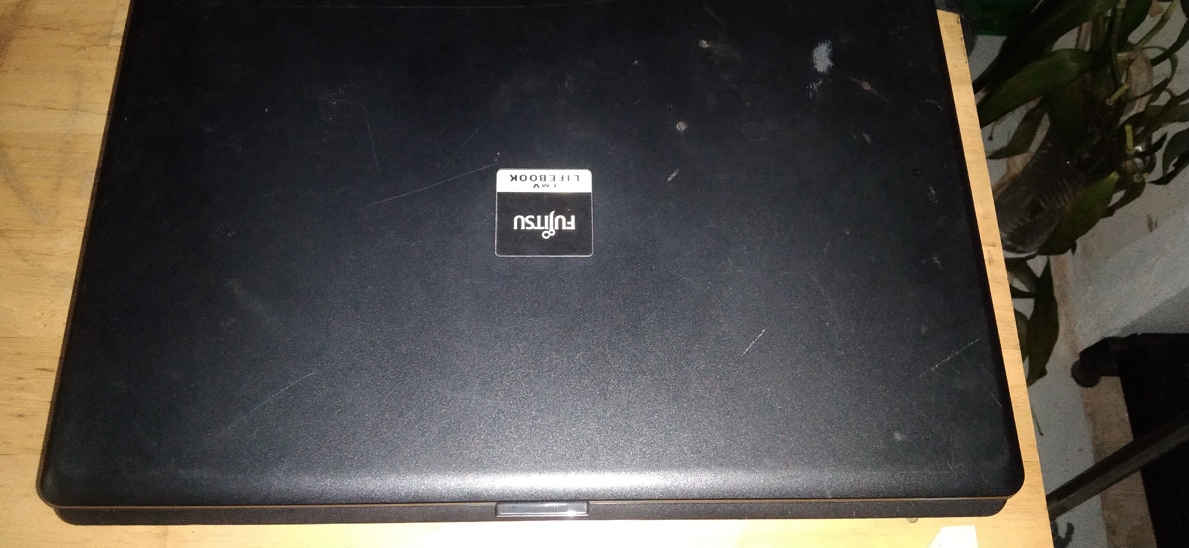 Xác laptop Fujisu