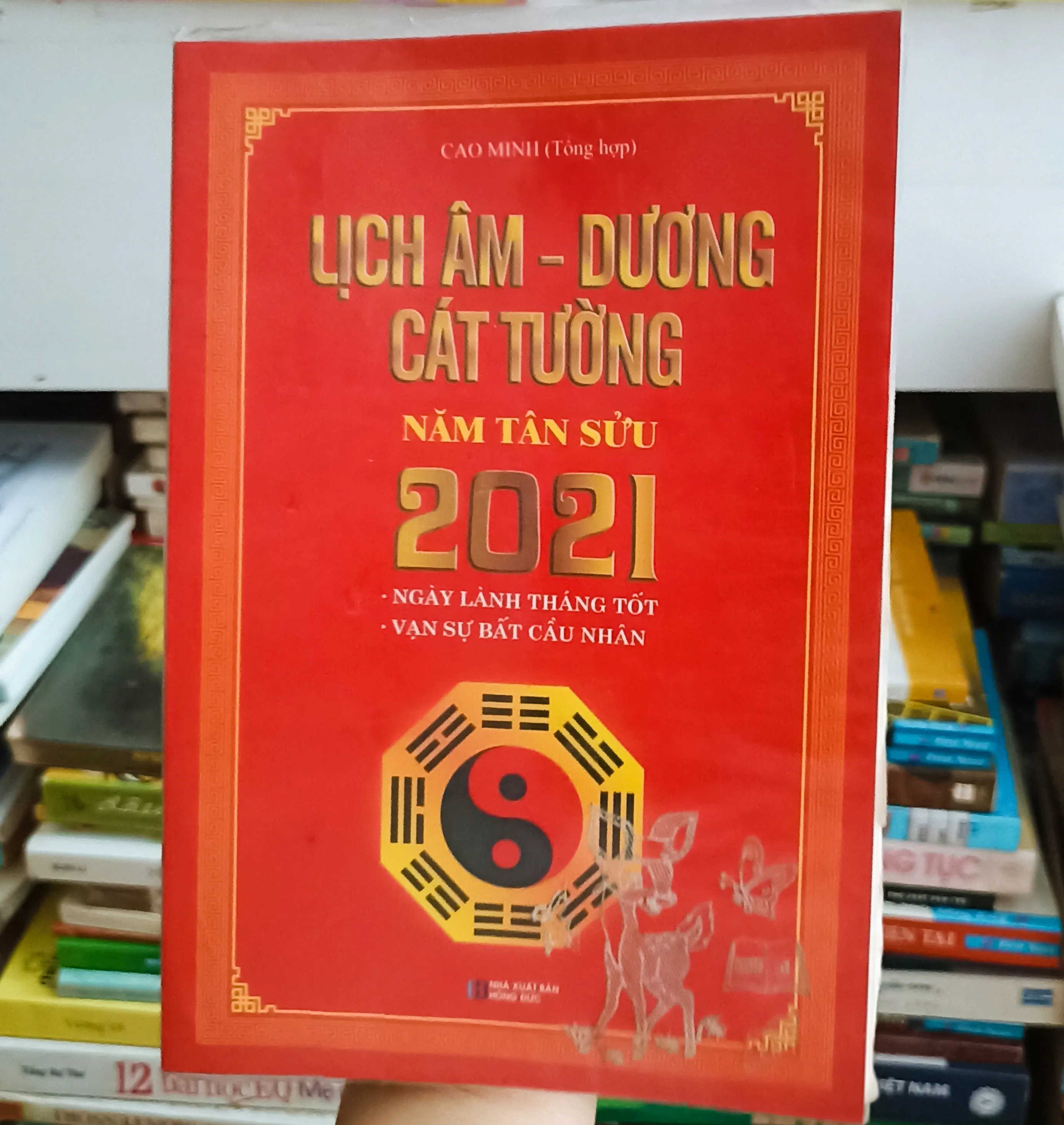 Lịch âm - dương cát tường năm Tân Sửu 2021 🌻