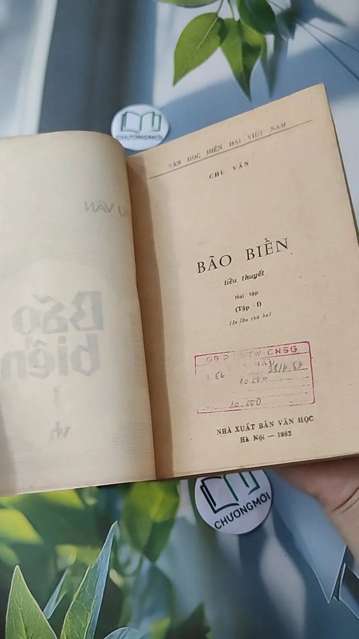 [MIỄN PHÍ BỌC SÁCH] [XƯA] Bộ Bão Biển 1, 2 (1982) - Chu Văn 997622