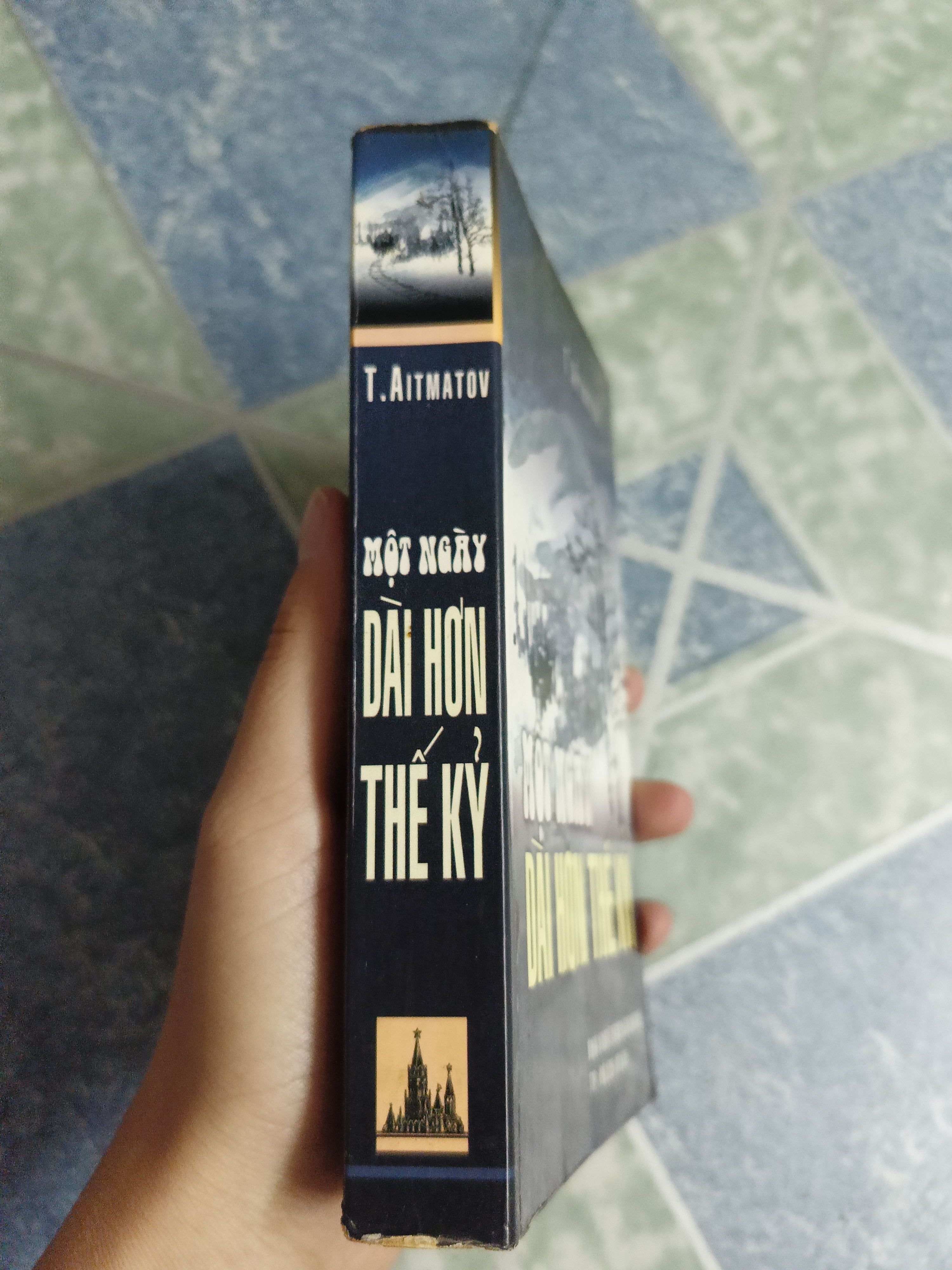 Một ngày dài hơn thế kỷ - CHINGIZ AJTMATOV 537466