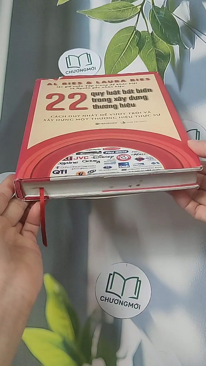 22 quy luật bất biến trong xây dựng thương hiệu - Al Ries 688427