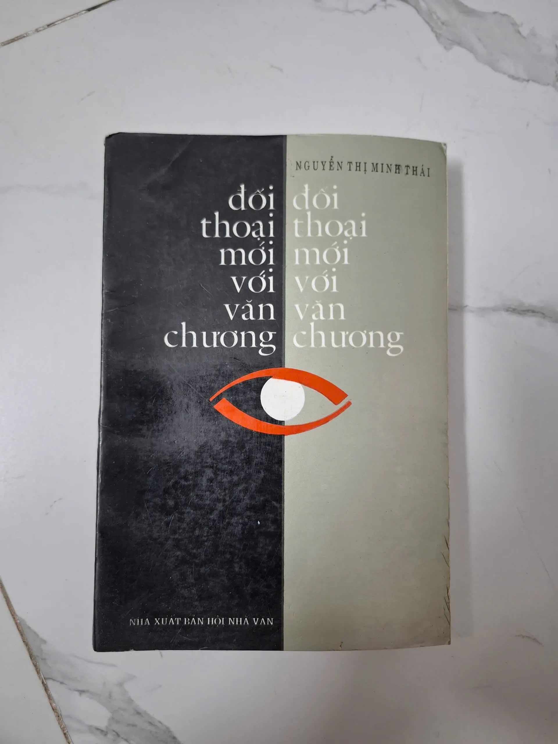 Đối thoại mới với văn chương - Nguyễn Thị Minh Thái - Tiểu luận/Văn hóa