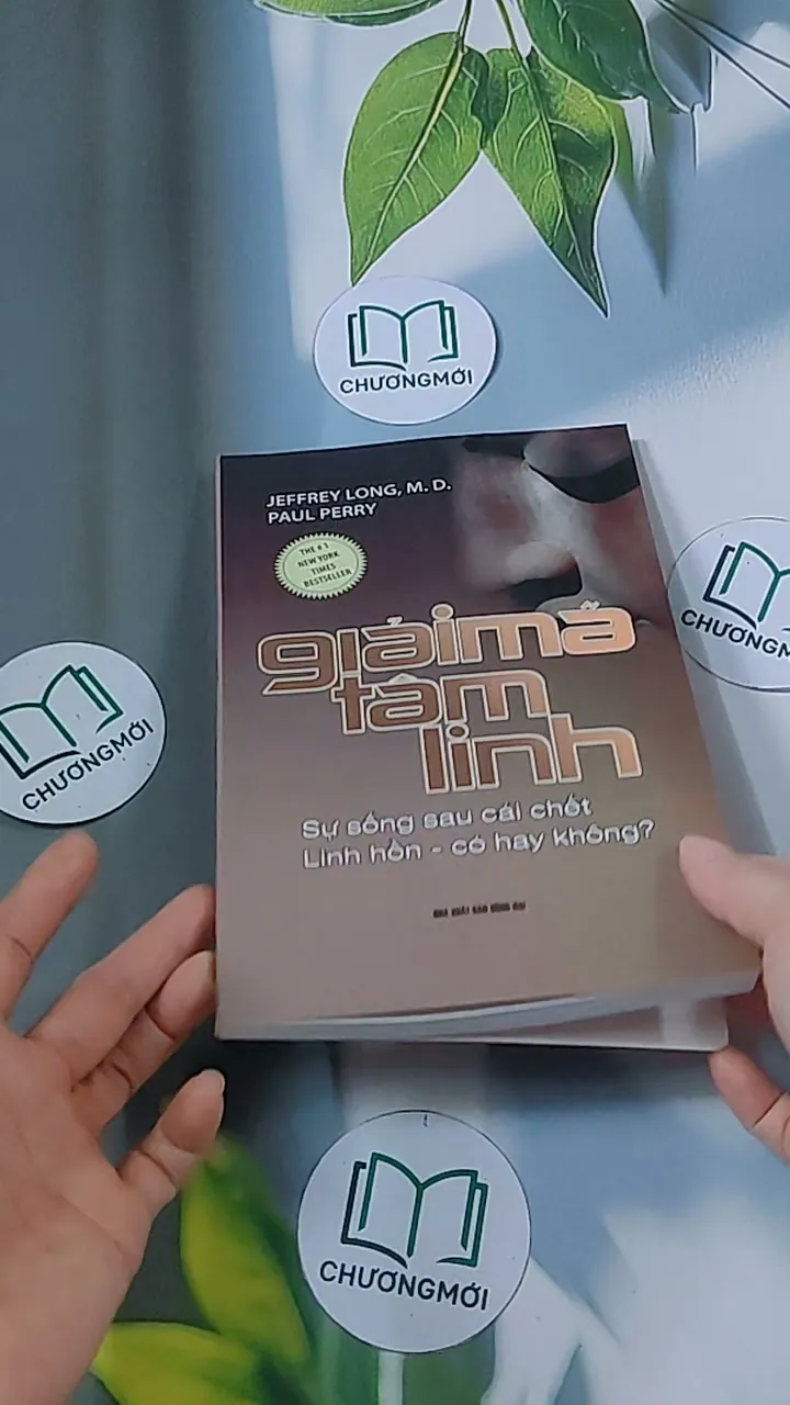 Giải mã tâm linh - Jeffrey Long 688519