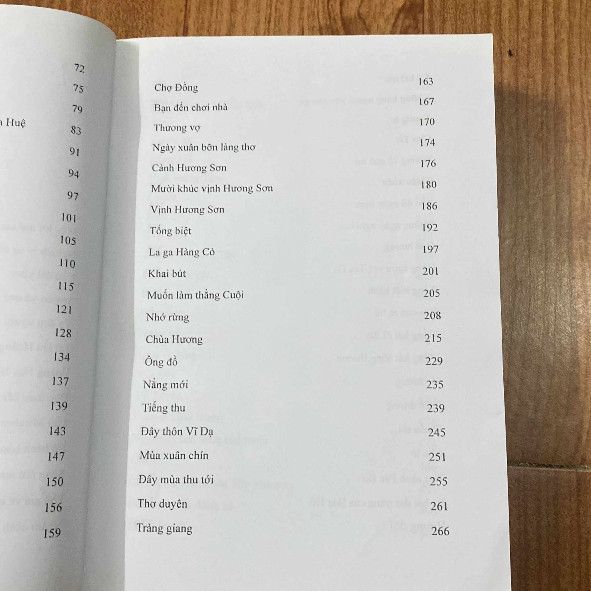 Bình thơ Vũ Quần Phương 1004766