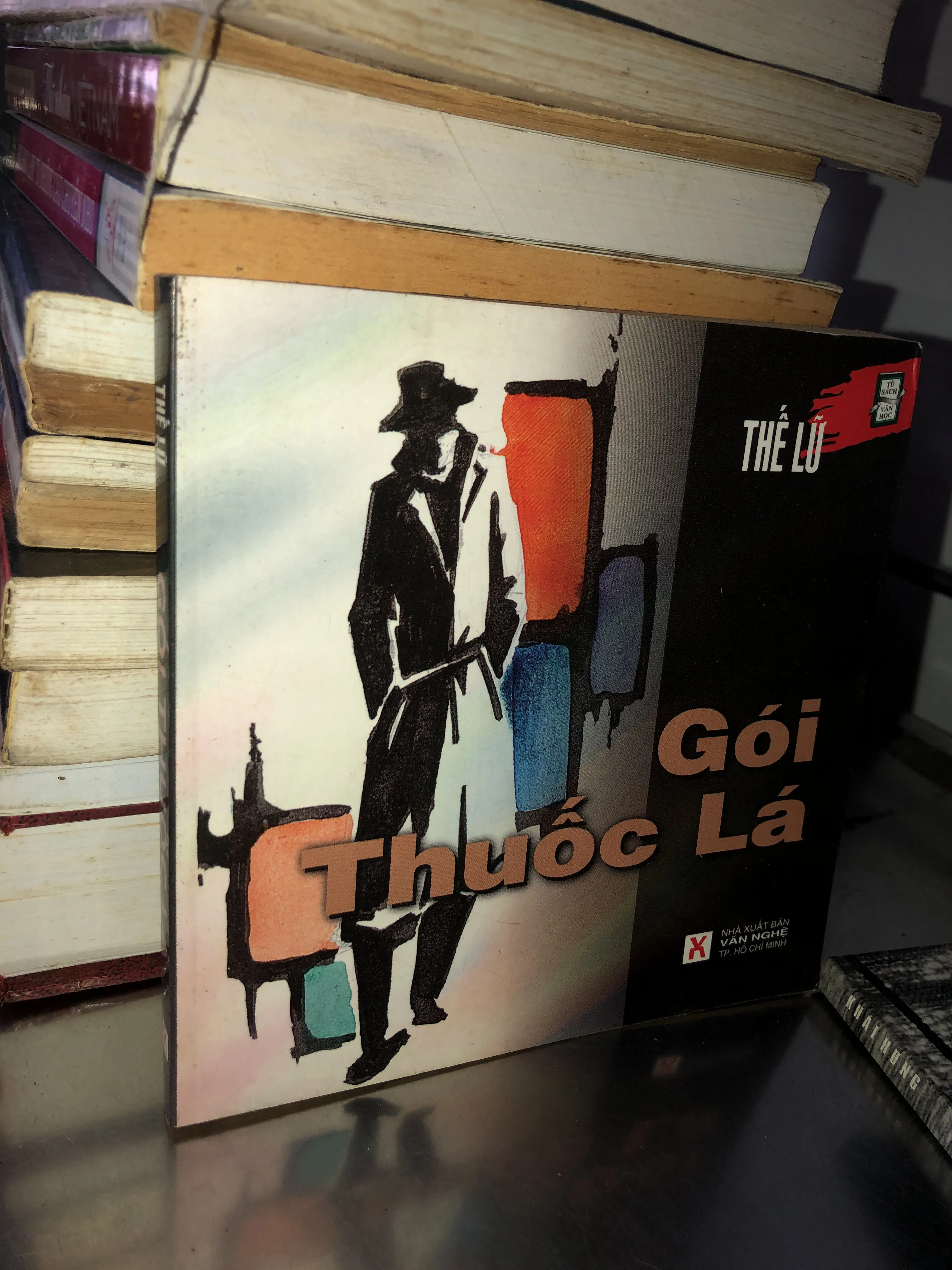 Gói thuốc lá-Thế Lữ 