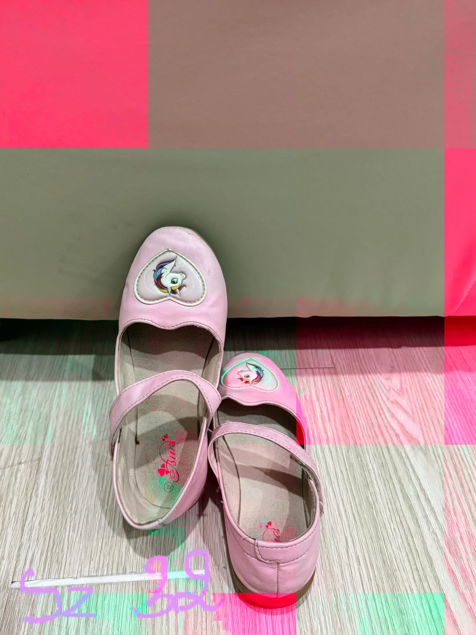 Cho tặng đồ trẻ em người lớn 1008438