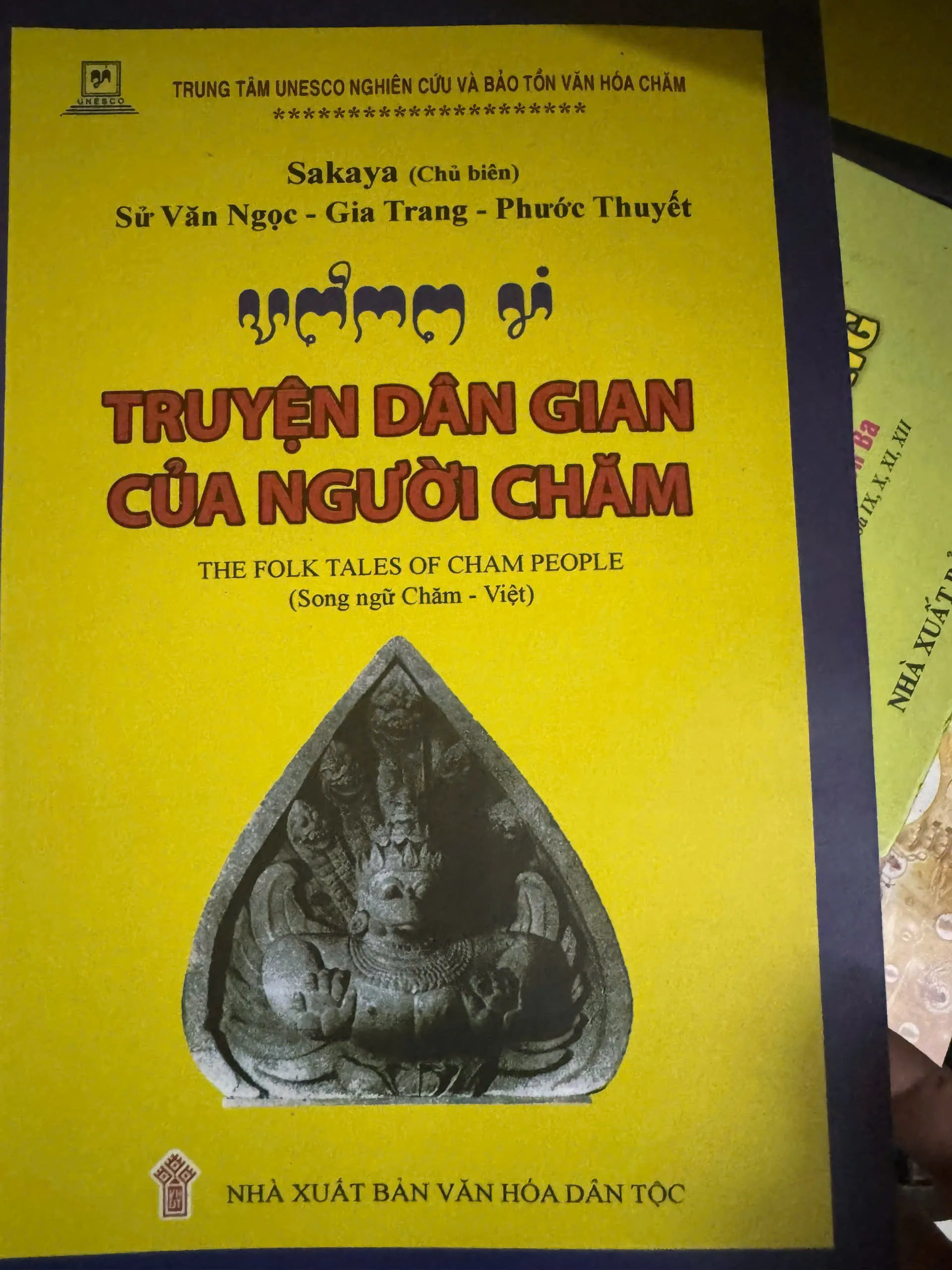 SÁCH TRUYỆN DÂN GIAN CỦA NGƯỜI CHĂM 50K