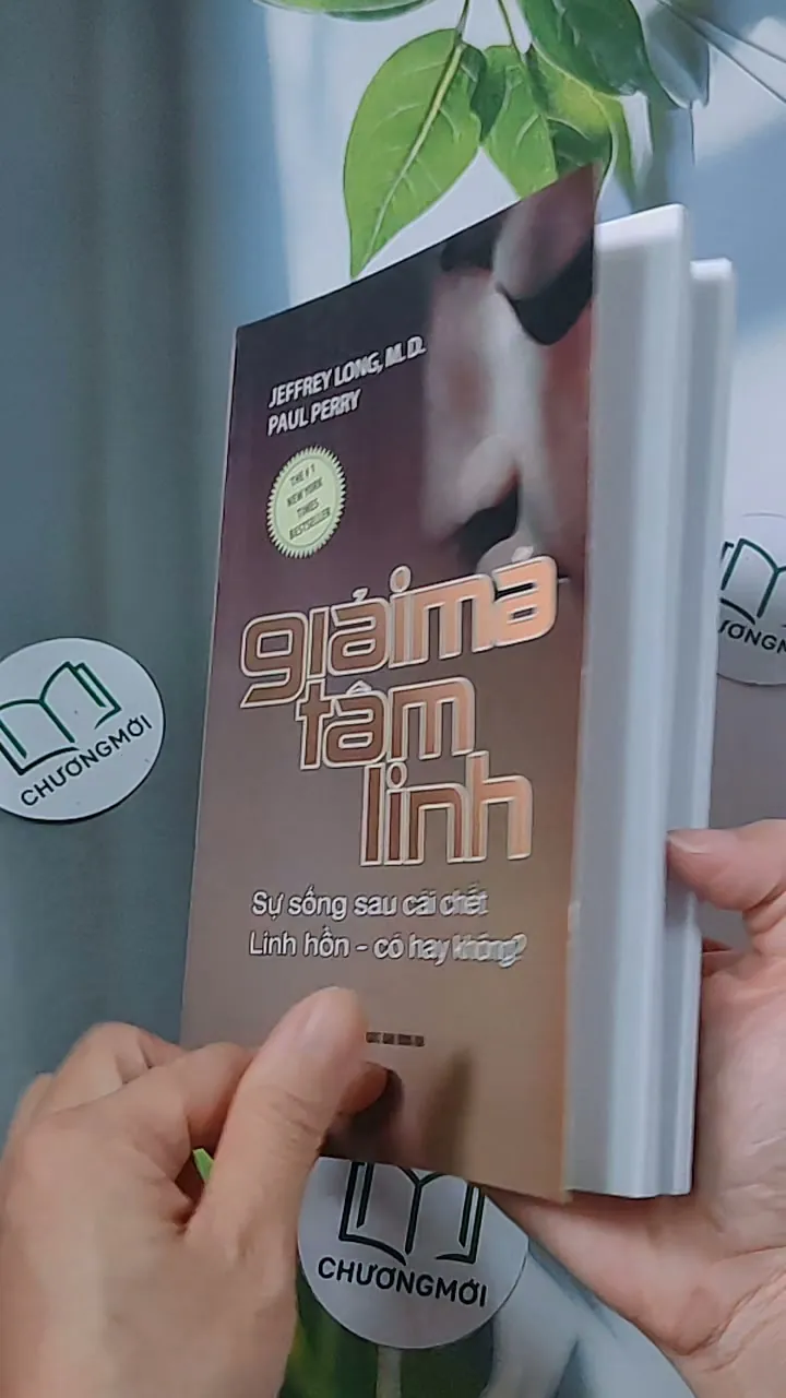 Giải mã tâm linh - Jeffrey Long 688519