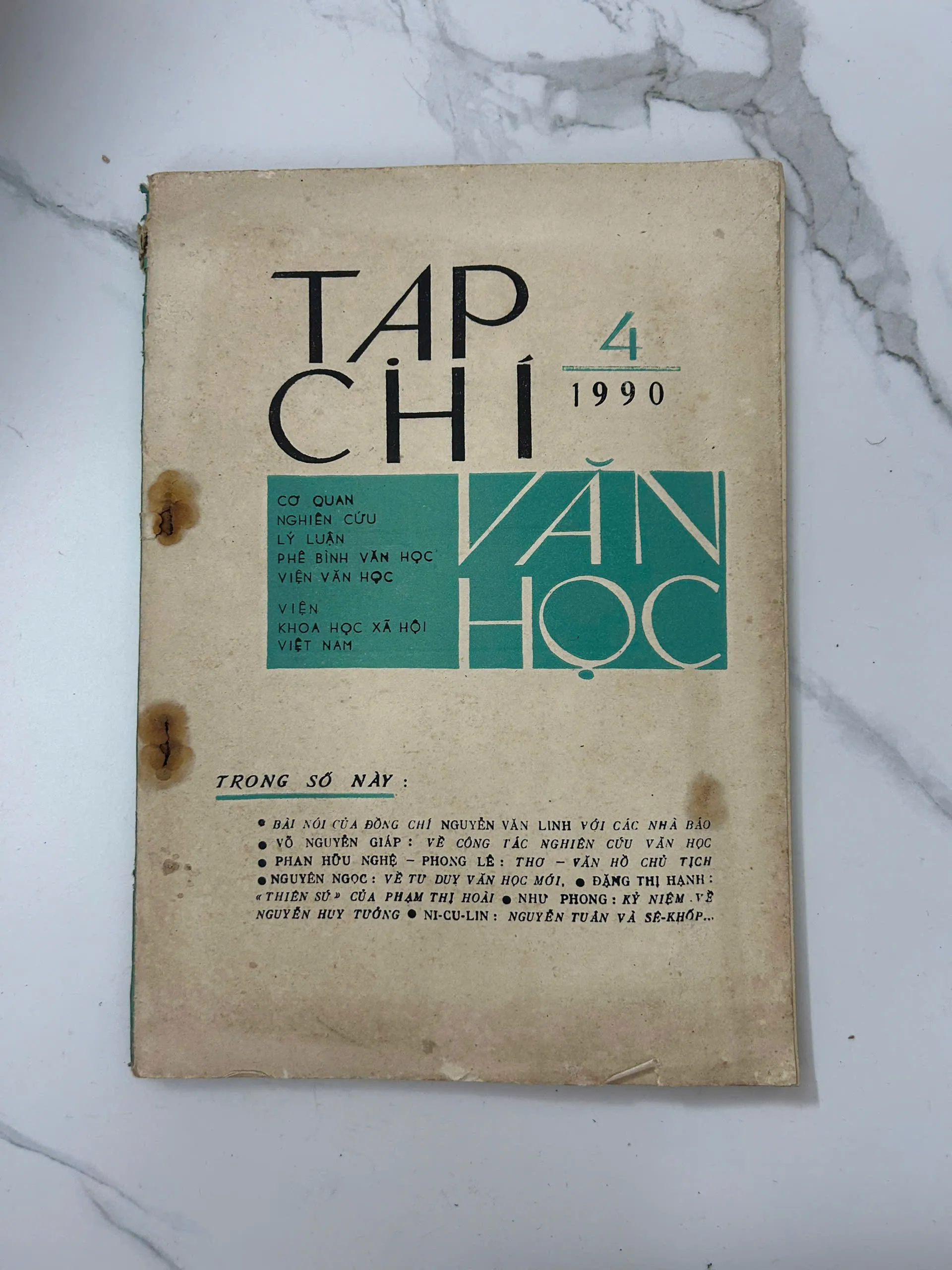Tạp chí Văn học (Số 4 năm 1990) – Viện Văn học