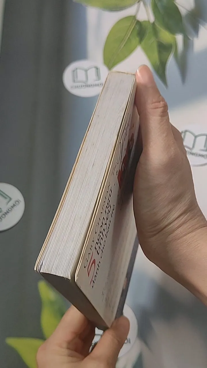 Năm ngôn ngữ tình yêu dành cho bạn trẻ - Gary Chapman 688468