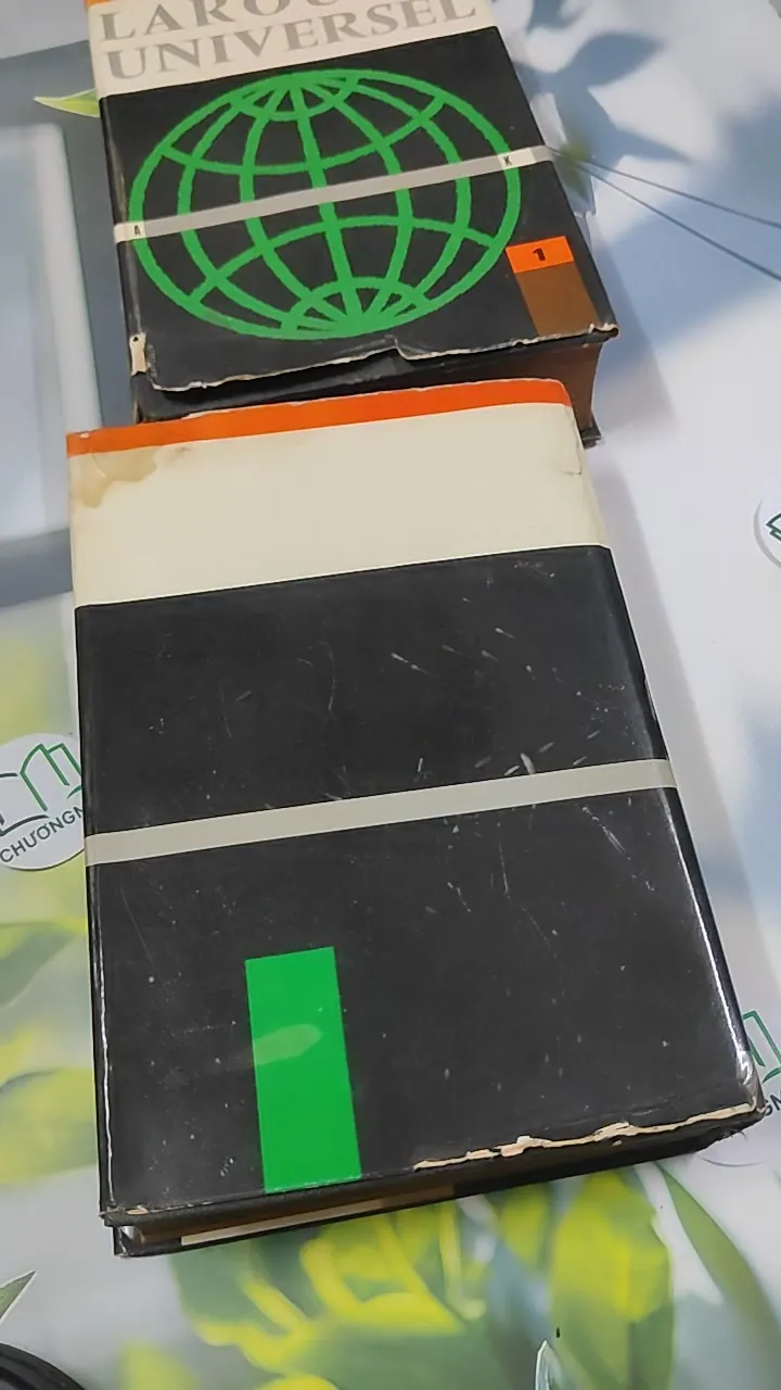 [MIỄN PHÍ BỌC SÁCH] Larousse Universel Vol 1 + 2 - Claude Augé 750844