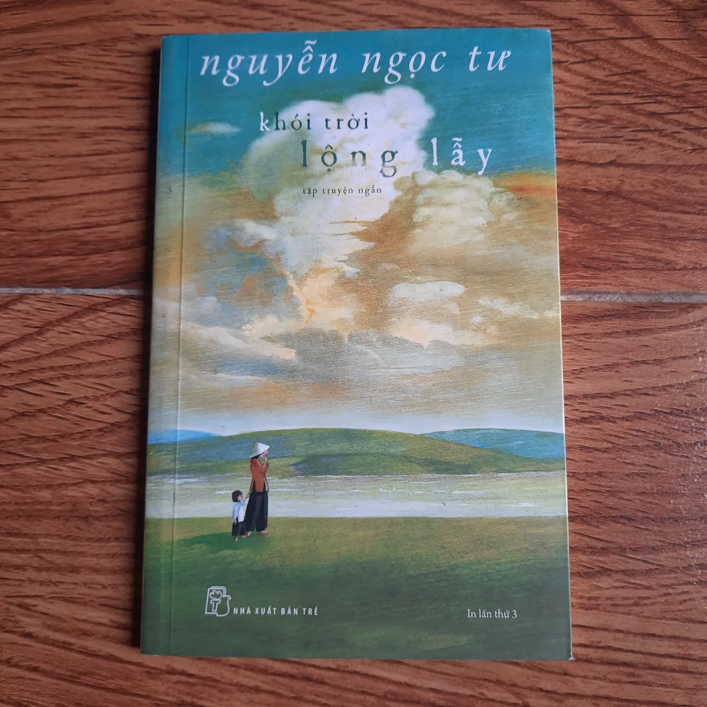 [SÁCH CŨ] Khói trời lộng lẫy - Nguyễn Ngọc Tư