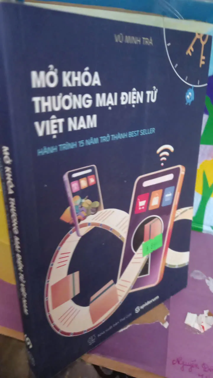 mở khoá thương mại điện tử việt nam