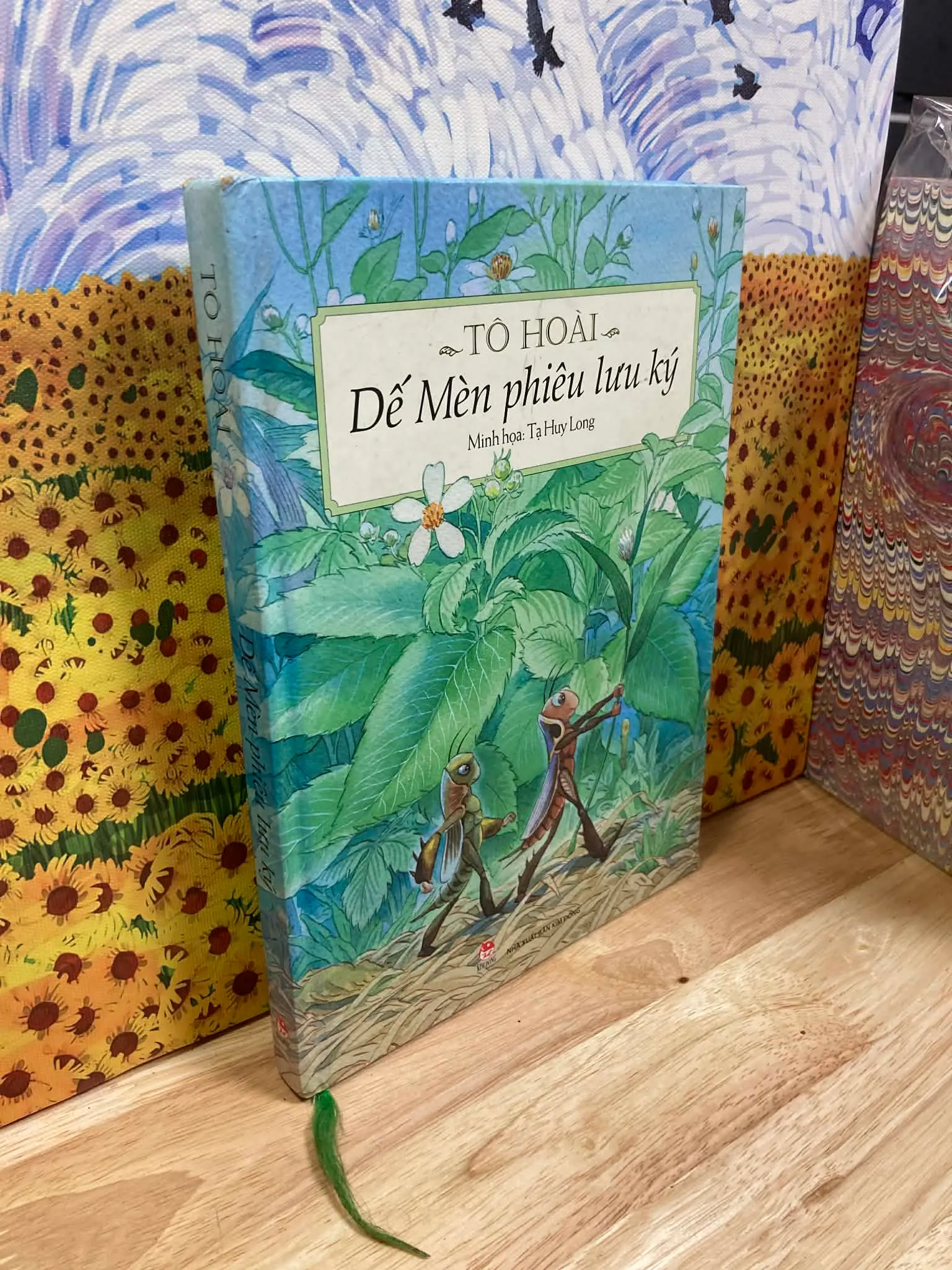 Dế Mèn Phiêu Lưu Ký - Tô Hoài