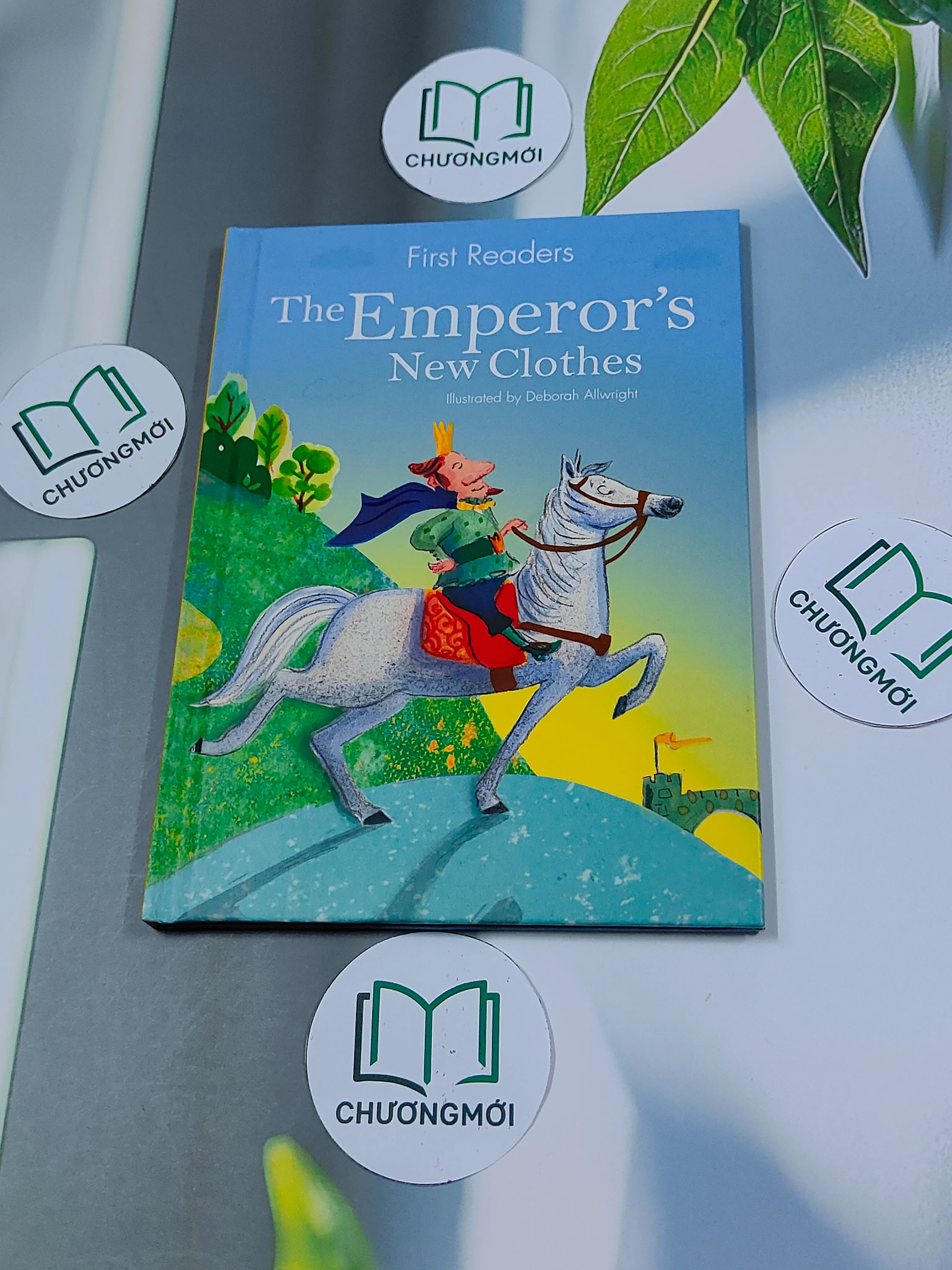 First Readers: The Emperor's New Clothes - Hans Christian Andersen