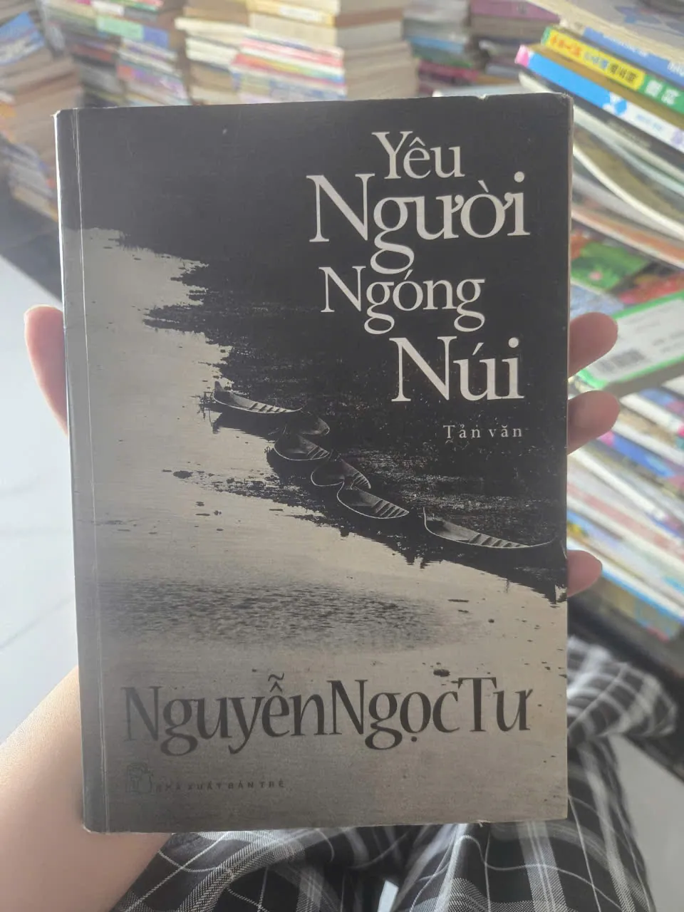yêu người ngóng núi