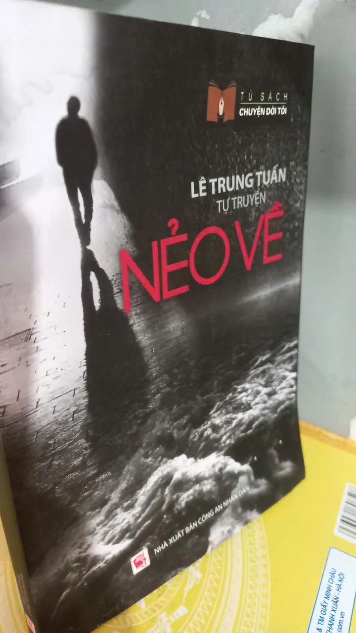 nẻo về - tự truyện