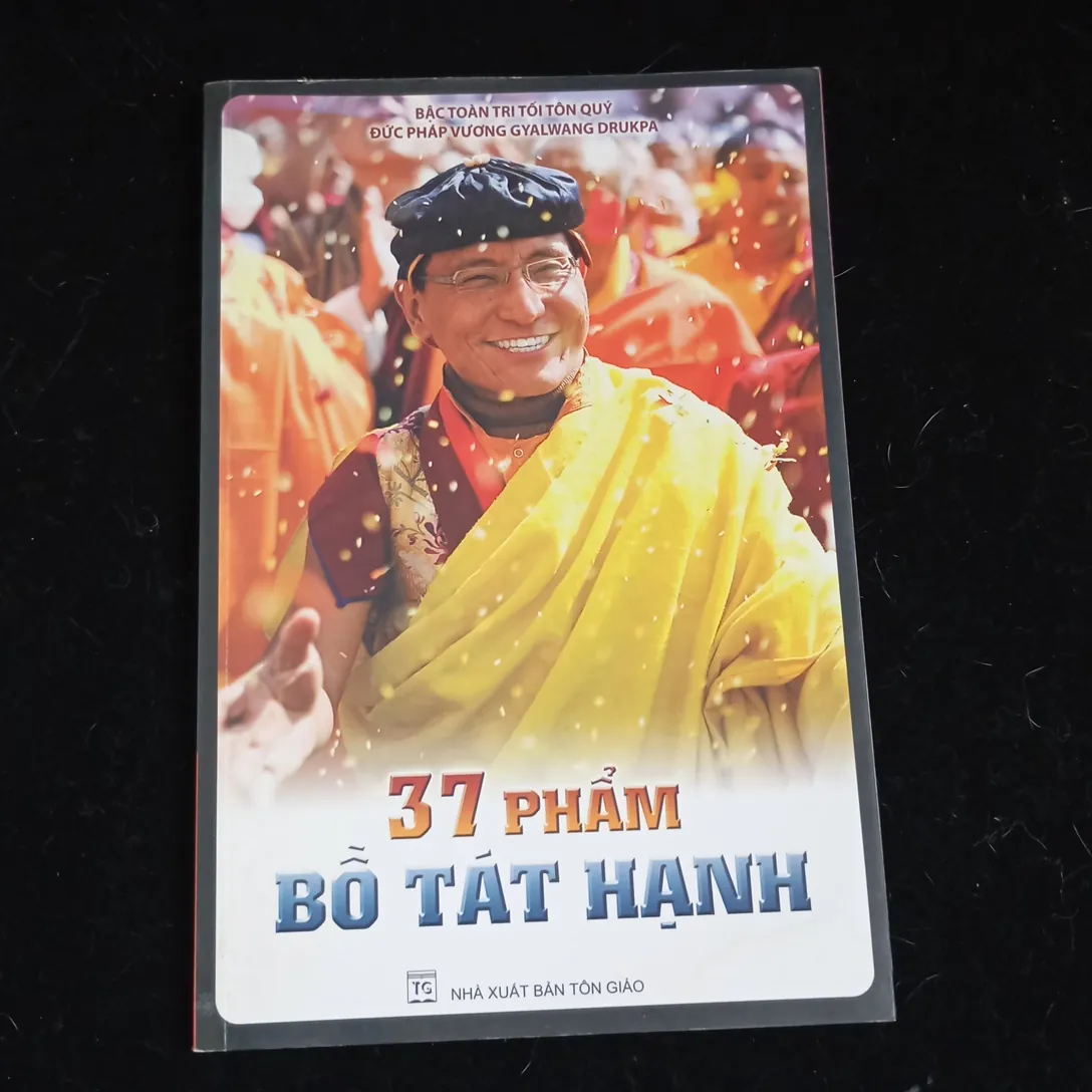 37 Phẩm Hạnh Bồ Tát