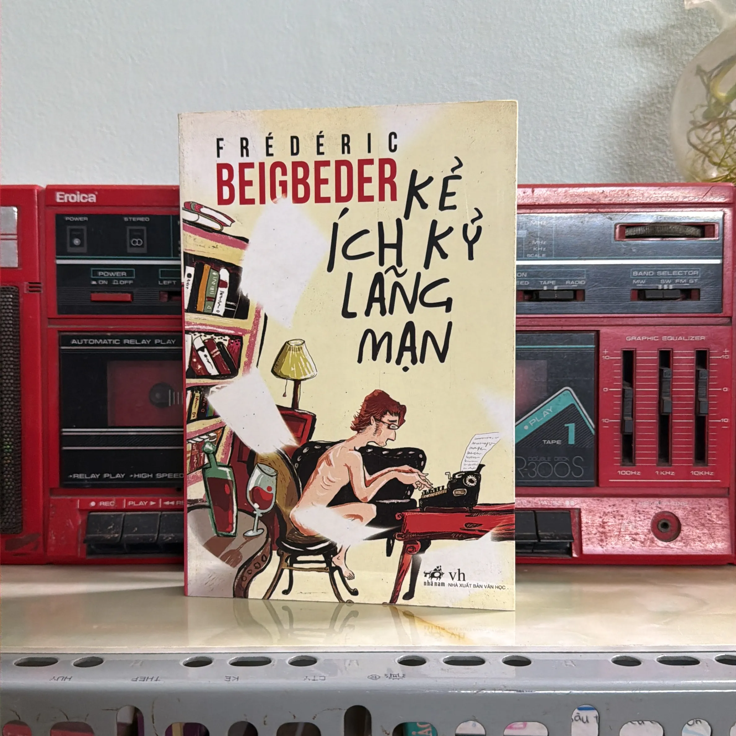 KẺ ÍCH KI LÃNG MẠN