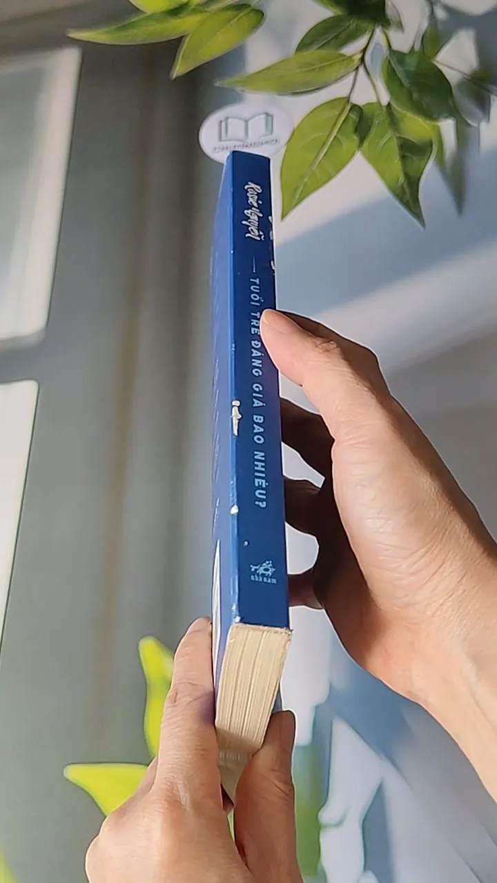 Tuổi trẻ đáng giá bao nhiêu? - Rossie Nguyễn 607729