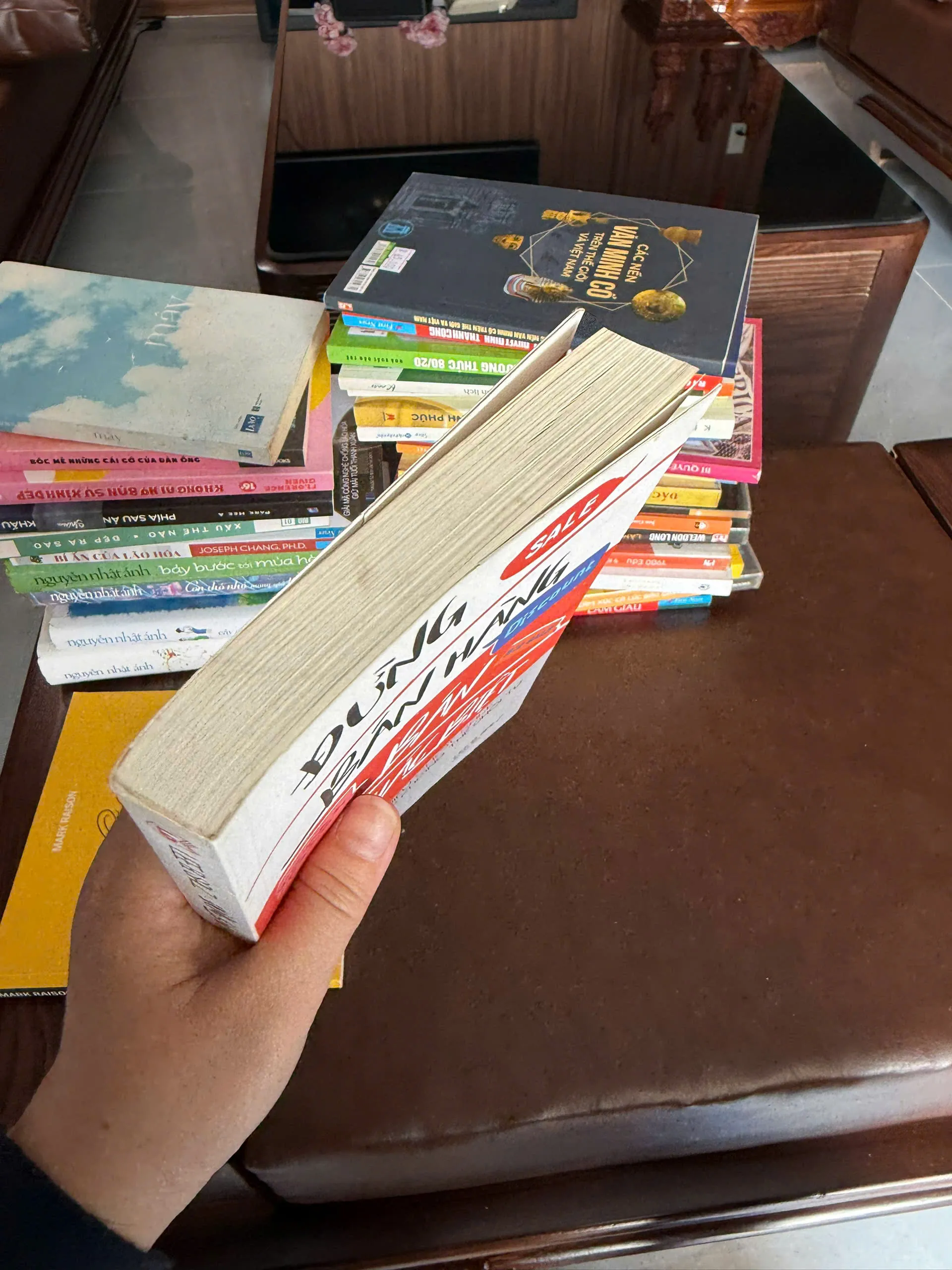 ĐỪNG BÁN HÀNG – HÃY BÁN SỰ KHÁC BIỆT- K3 1001312