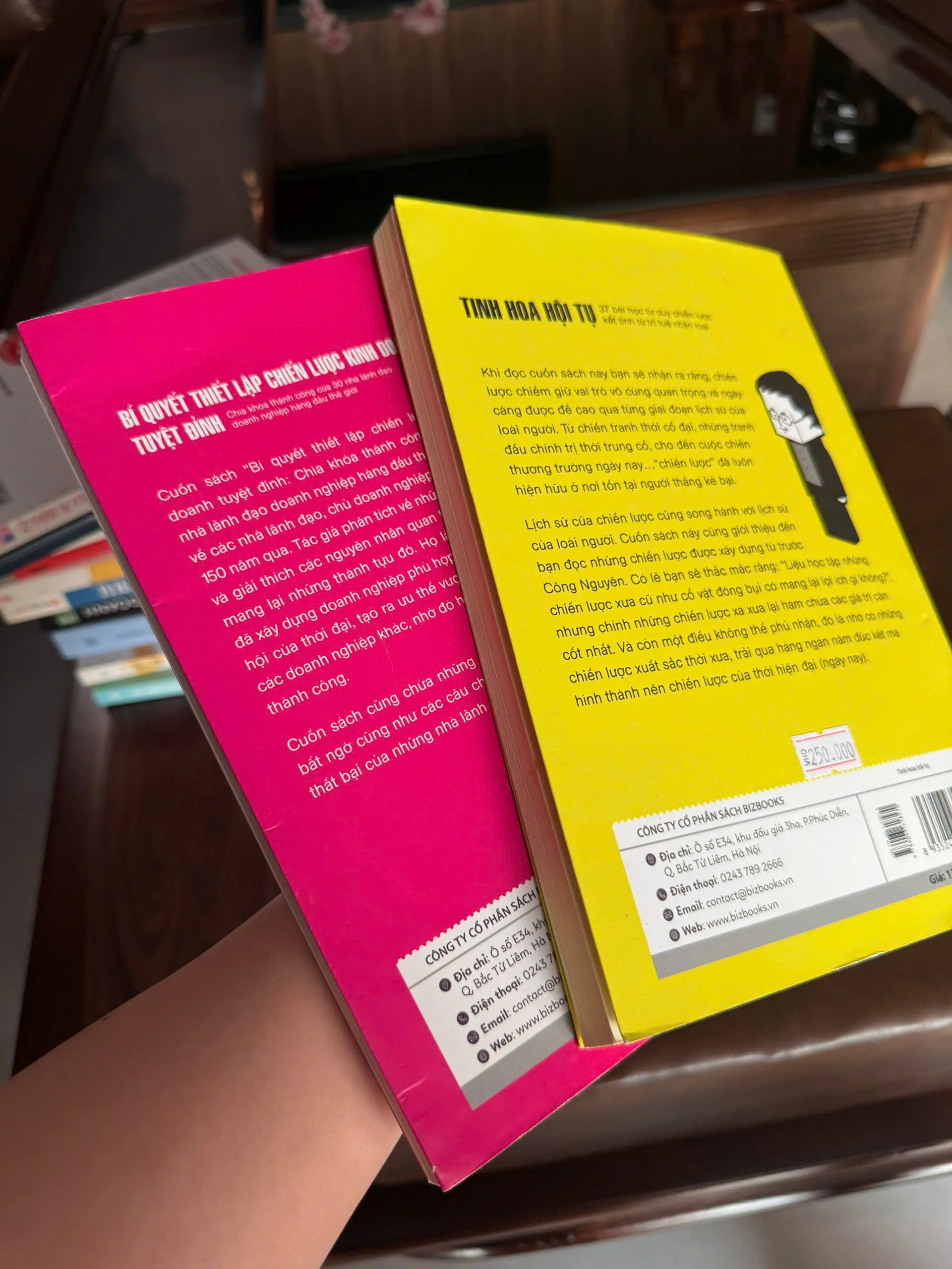COMBO 2 SÁCH TINH HOA HỘI TỤ + BÍ QUYẾT THIẾT LẬP CHIẾN LƯỢC KINH DOANH TUYỆT ĐỈNH- K2 1001193