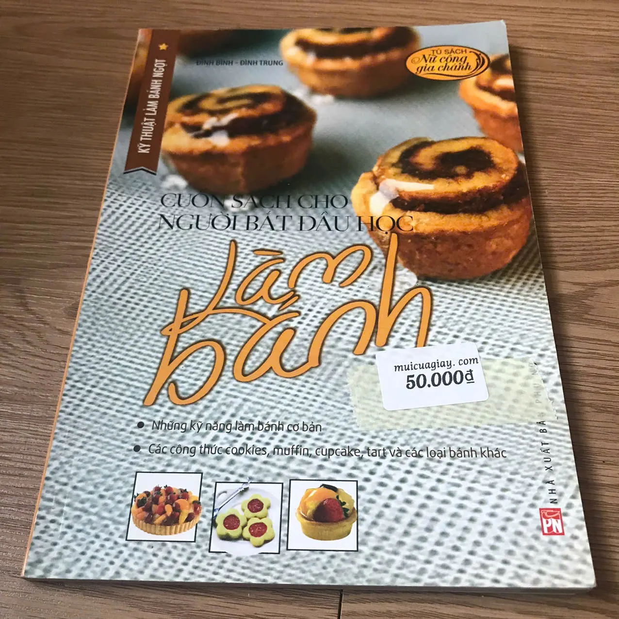 Cuốn sách dành cho người bắt đầu học làm bánh