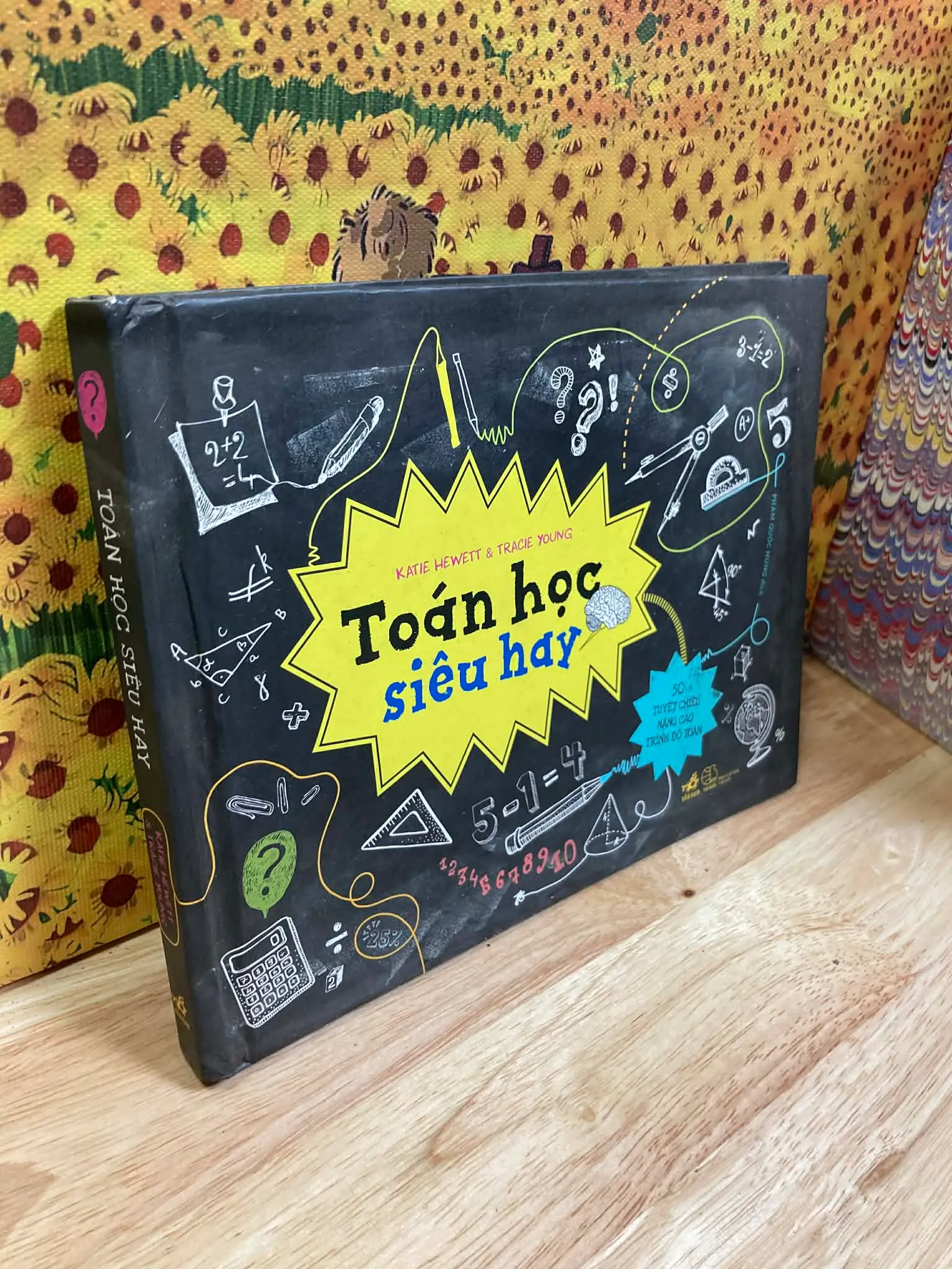 Toán Học Siêu Hay - Katie Hewett & Tracie Young