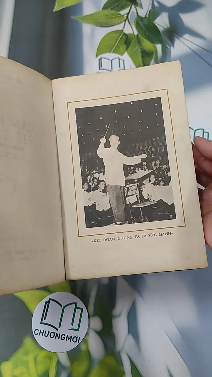 [MIỄN PHÍ BỌC SÁCH] [XƯA] Văn Hóa Nghệ Thuật (1976) 776019