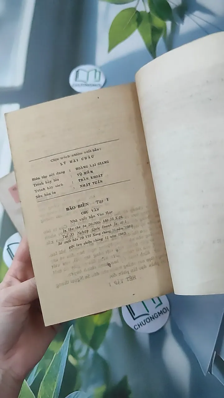 [MIỄN PHÍ BỌC SÁCH] [XƯA] Bộ Bão Biển 1, 2 (1982) - Chu Văn 997622
