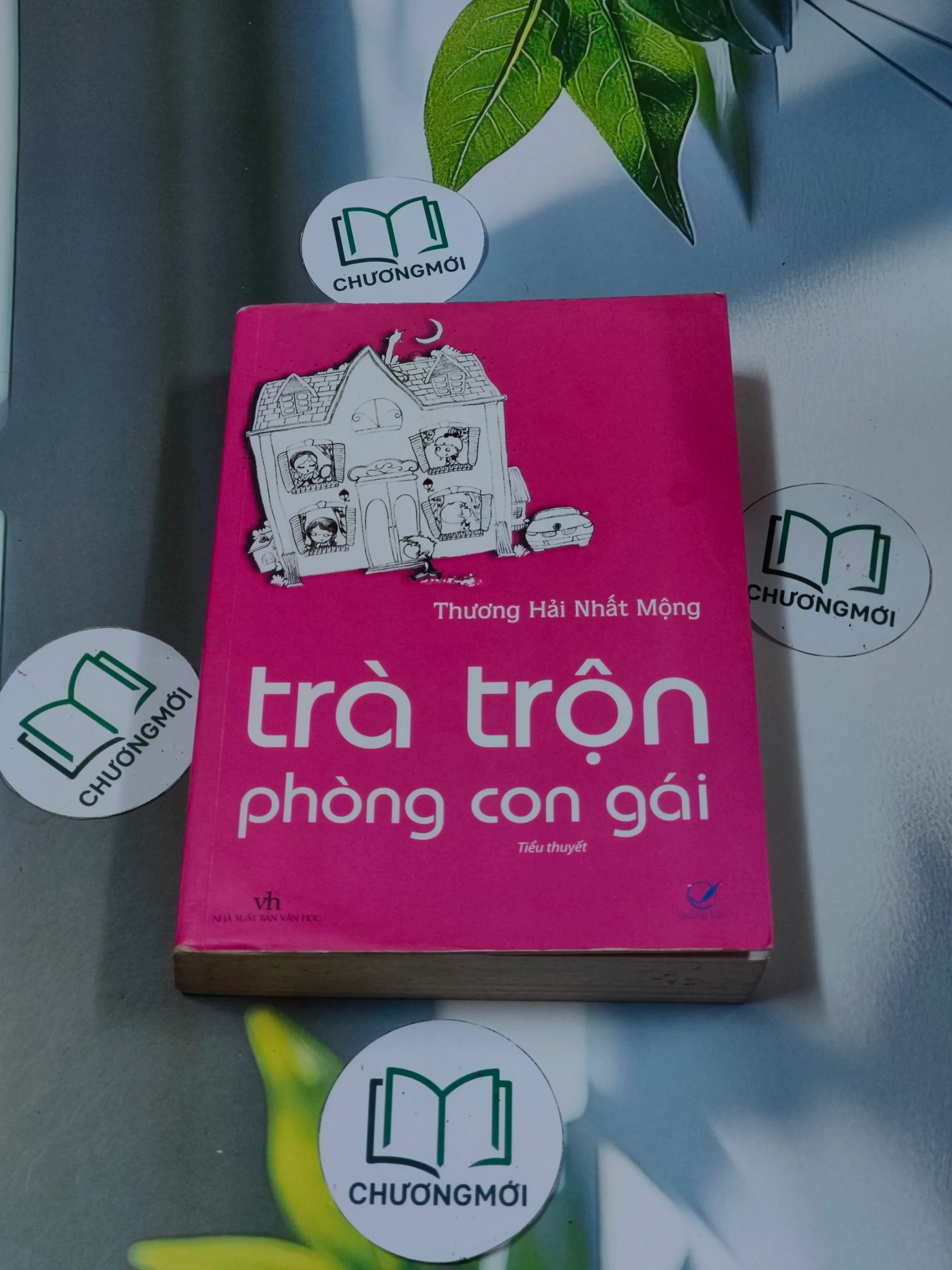 Trà trộn phòng con gái - Thương Hải Nhất Mộng