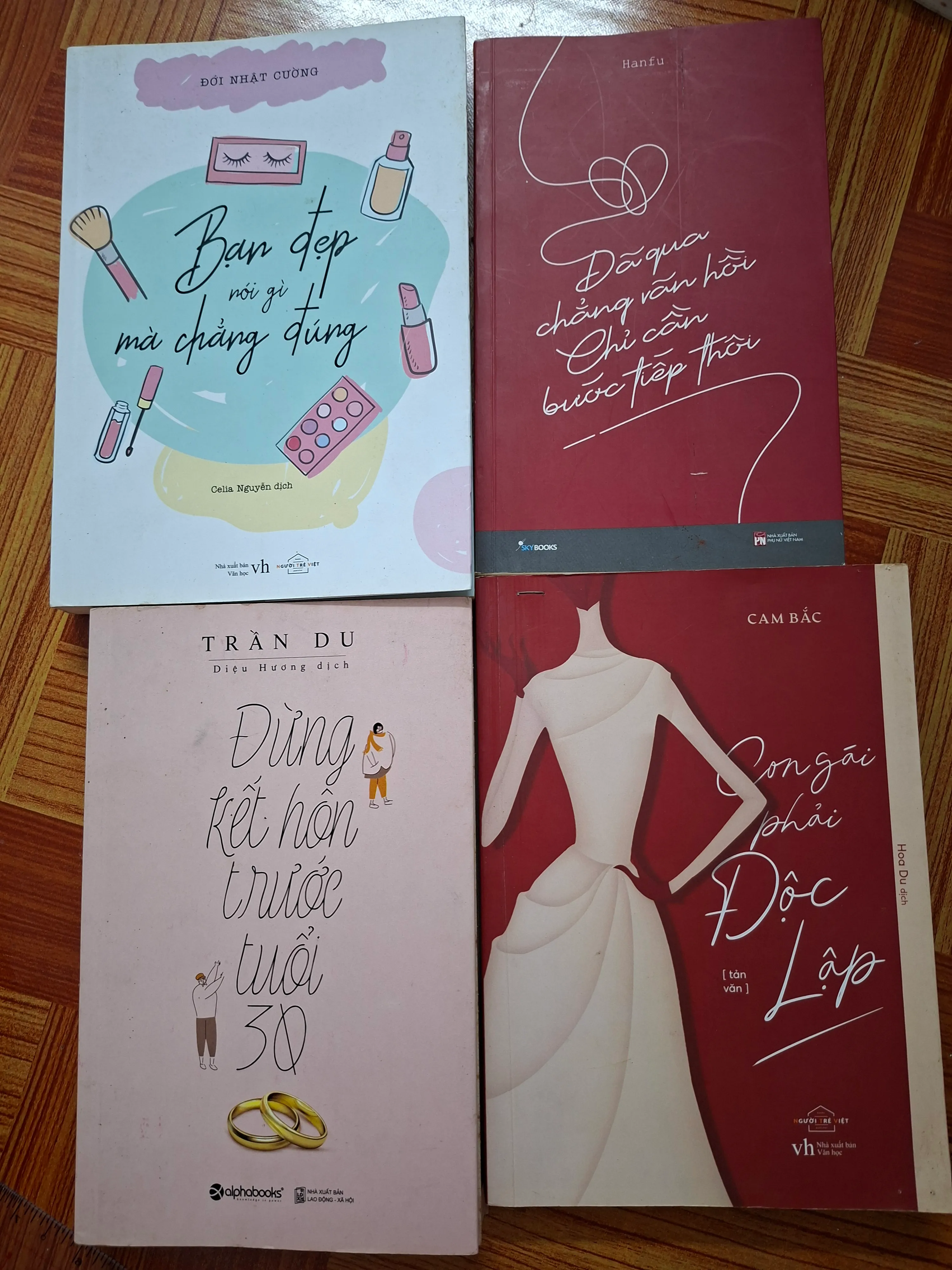 Combo 4 quyển sách cho các bạn nữ