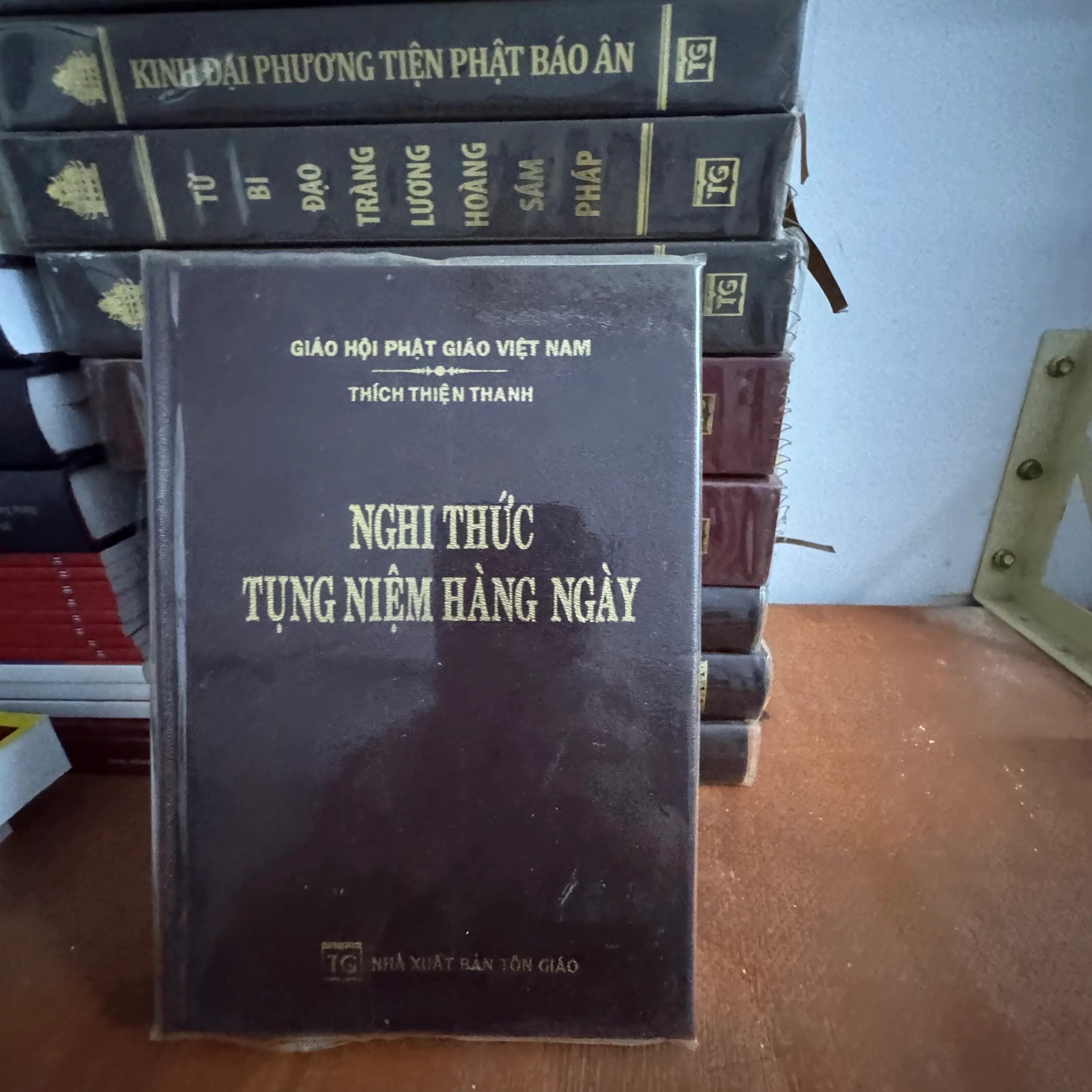 Sách - Nghi Thức Tụng Niệm Hàng Ngày ( Bìa Da )
