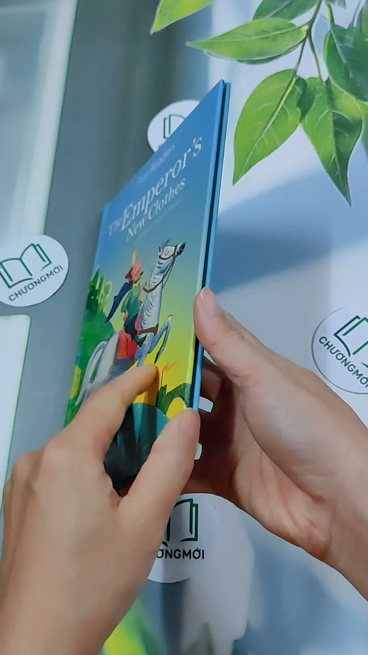 First Readers: The Emperor's New Clothes - Hans Christian Andersen 634452