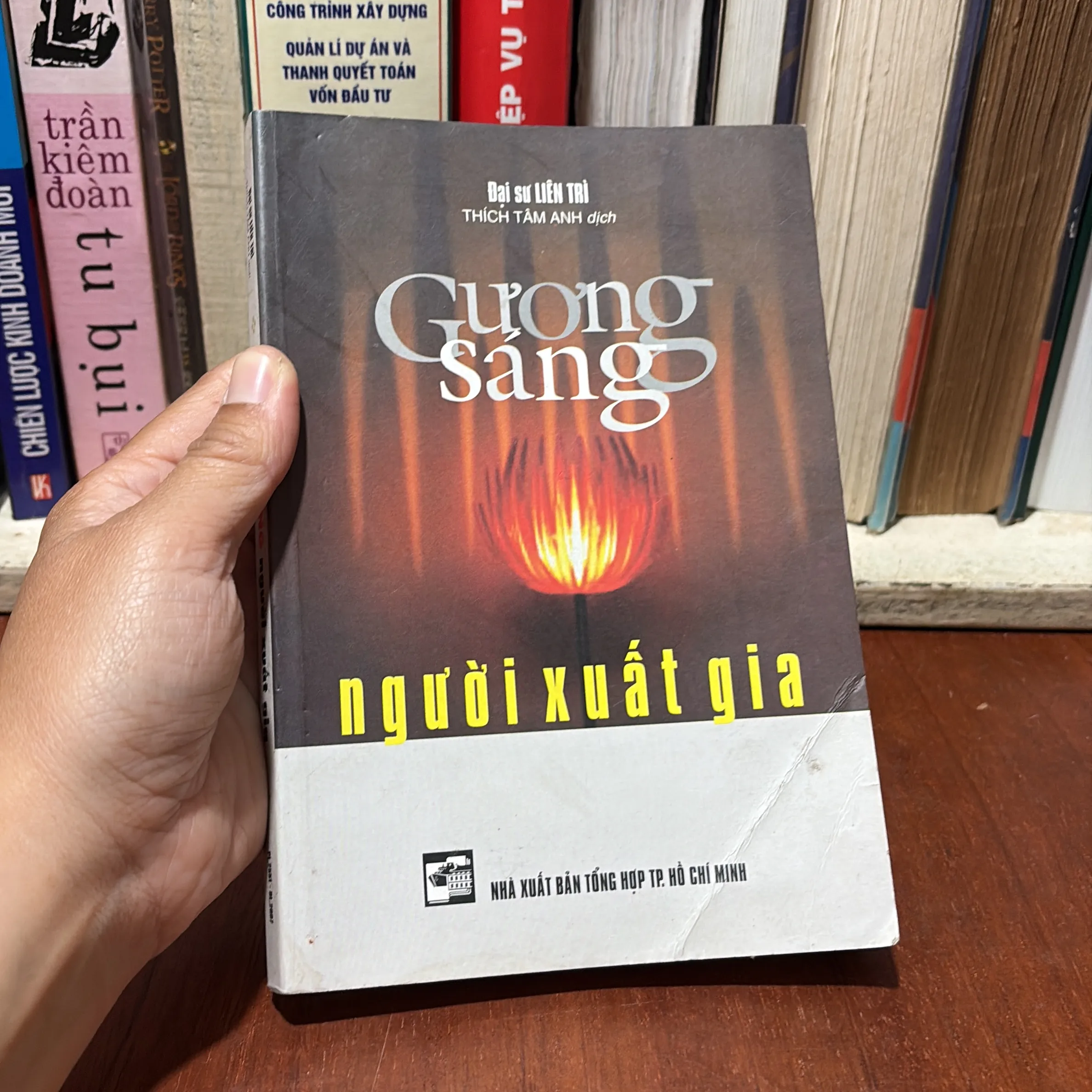 Sách Phật Giáo: Gương Sáng Người Xuất Gia - Đại Sư Liên Trì - Thích Tâm Anh (Dịch) - 2007